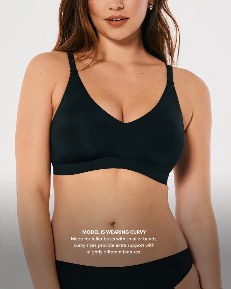 Gilly Hicks Micro Triangle Bralette | Hollister (US)