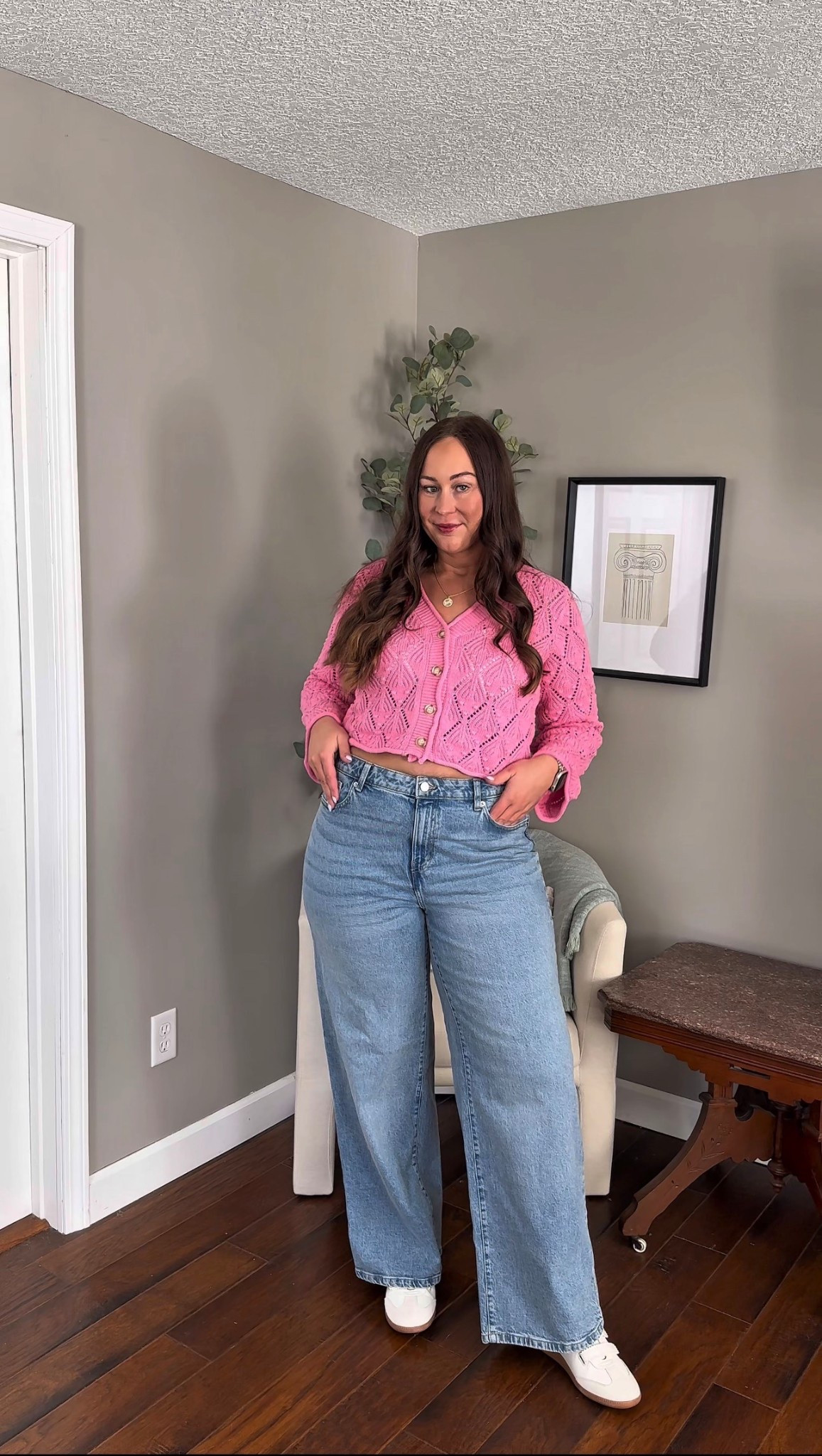 Casual spring OOTD! 
Vici cardigan - large (use code: TAYLERED35 for $$ off)
Jeans - Walmart - size up - COME IN LONG LENGTHS!! 


#LTKMidsize #LTKTall #LTKootd