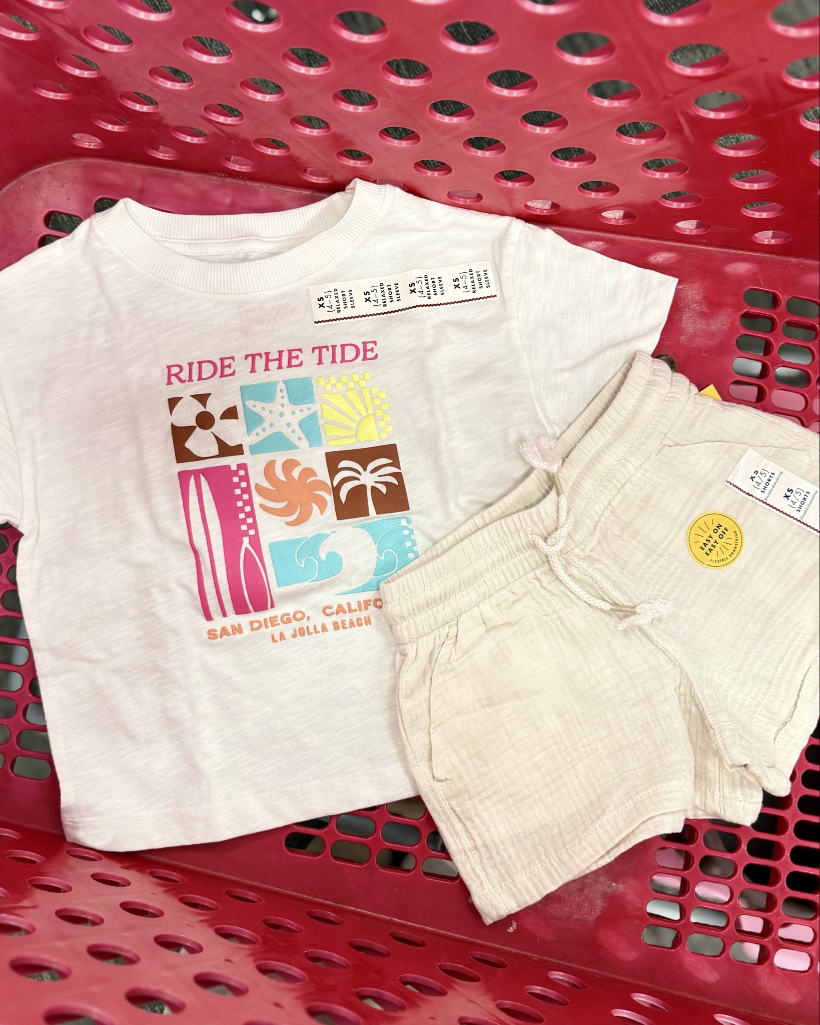 NEW! Girls mix and match summer relaxed tees and woven shorts for Spring/ Summer 😍☀️🏝️
-
#girlfashion #girlstyle #springclothing #kidsfashion #kidstyle #girlmom #toddlergirlfashion #toddlergirlstyle #target #targetmom #targetfinds 

#LTKmomlife #LTKKids #LTKootd