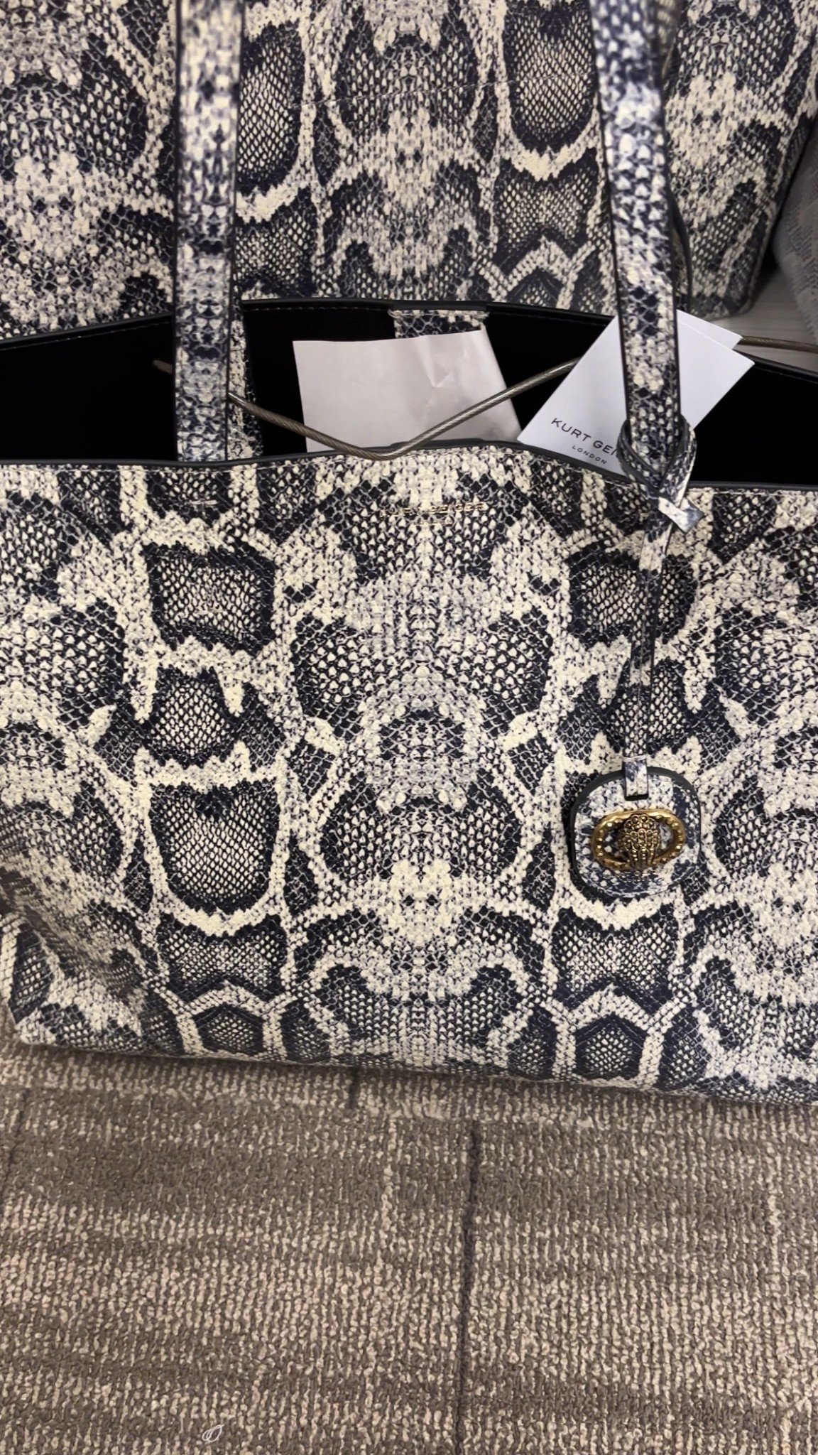 KG Snake Print Tote

#LTKU #LTKGiftGuide #LTKStyleTip