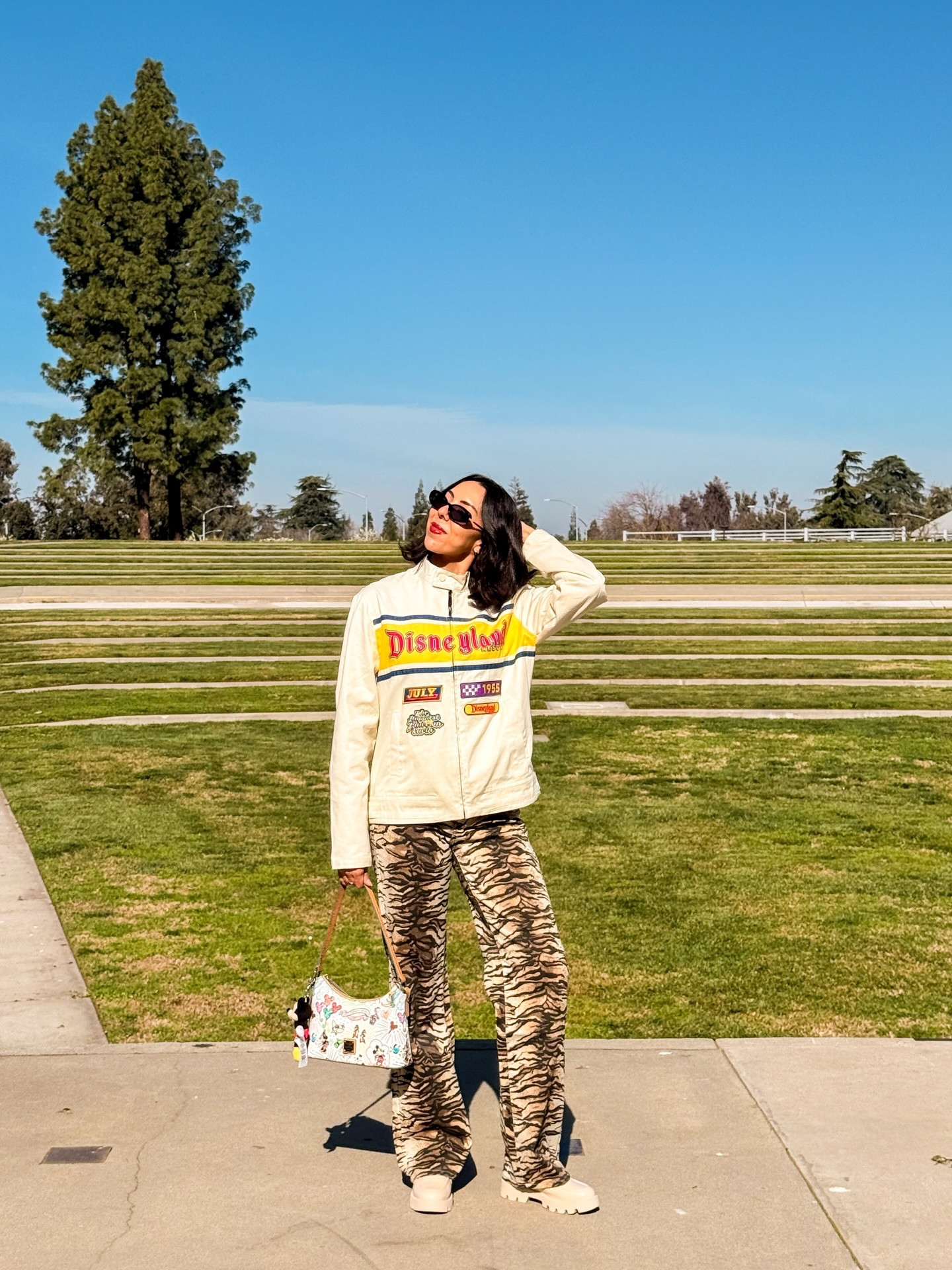 🦓🦓🦓
Happy Monday 😘

Pants @wdirara_us @amazonfashion 

#ootd #disney #disneystyle #amazonfinds #amazonfashion

#LTKTall #LTKgrwm #LTKootd