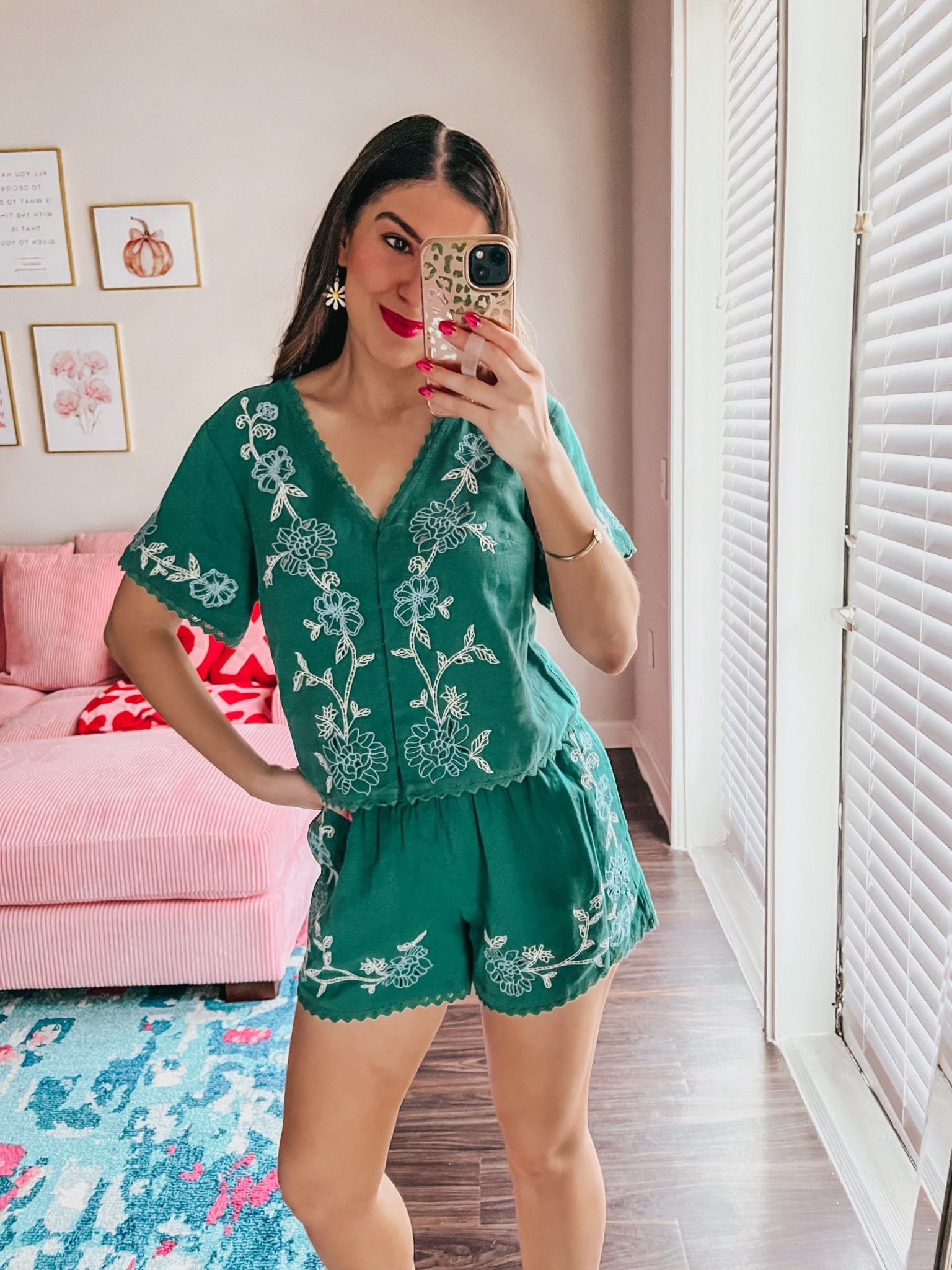 Target Set 💚 Super cute set for a travel or vacation outfit. Wear it as a causal weekend out tooo and it fits true to size. 


#LTKootd #LTKTravel #LTKSeasonal