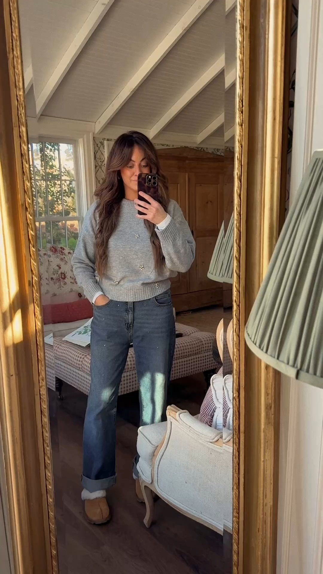 @Walmart keeping this mom in a Cozy today! Here is my fit and a few other items I am loving  
#Walmartfashion #Ad #Walmartpartner 

#LTKGiftGuide #LTKSeasonal #LTKFindsUnder50