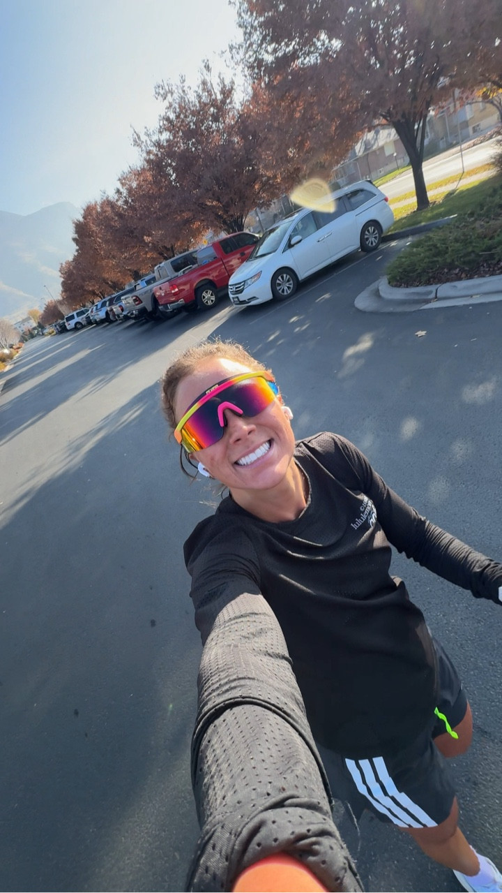these 15 miles were so good had to do a christmas strava trend !!🎄🤭🏃🏽‍♀️
•
•
•
•
#runner #running #runrunrun #run #runnergirl #runningmotivation #marathontraining #runners #marathoner #runninginspiration #longrun #longrunsaturday #runfast #runslow #runforfun #fitness #fit #workout #runnerscommunity #runnerlife #strava #stravatrend

#LTKActive #LTKSeasonal #LTKHome