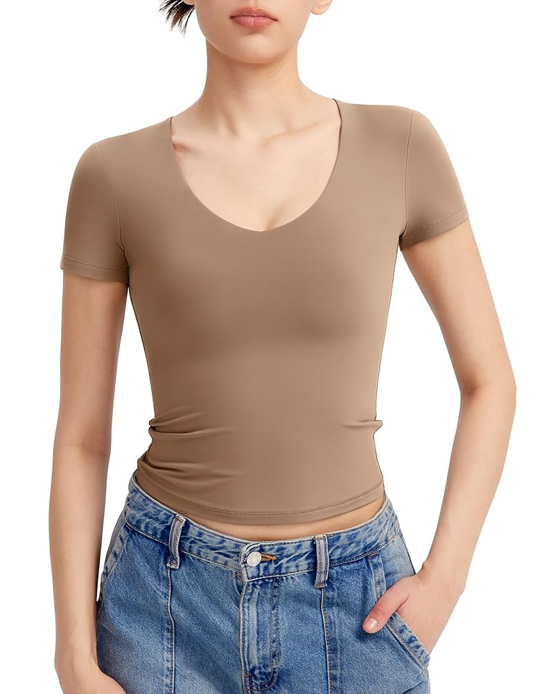 PUMIEY Women's V Neck Short Sleeve T Shirts Slim Fit Going Out Tops Sexy Basic Tee Sharp Collecti... | Amazon (US)