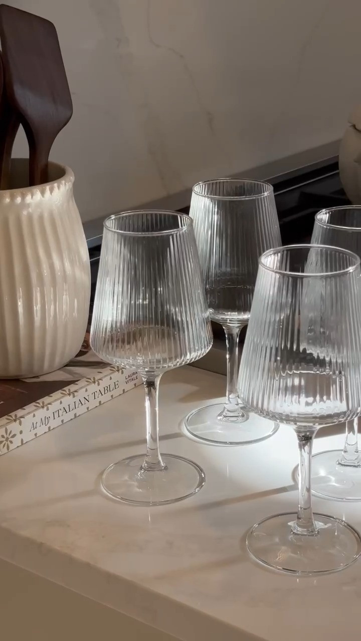 Pretty glassware will always get me 🤍





glassware, wine glasses, hosting essentials, entertaining essentials, kitchen finds, home finds, hosting at home, sidneymarieduke 

 #LTKHome