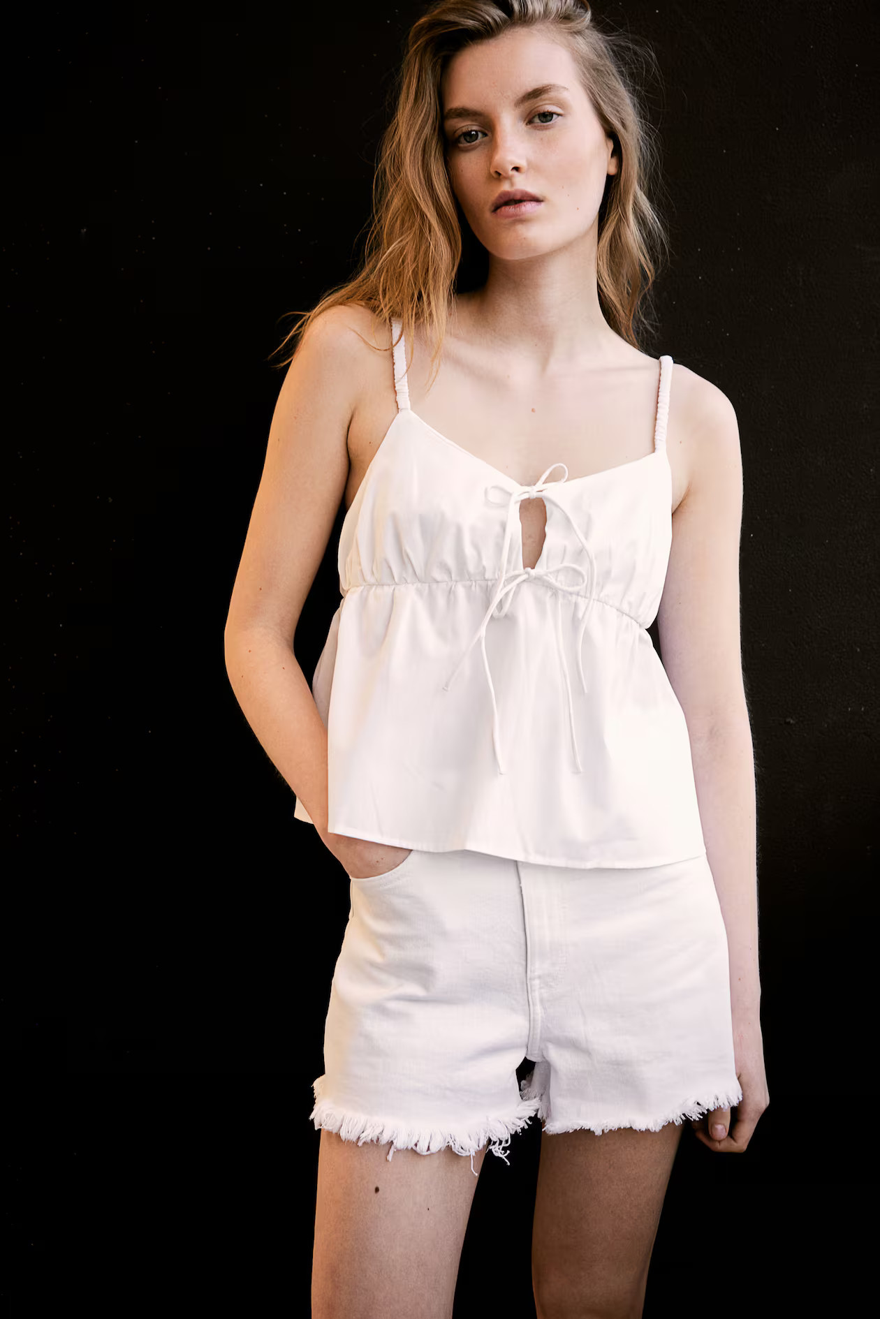 Tie-detail strappy top - V-neck - Sleeveless - White - Ladies | H&M GB | H&M (UK, MY, IN, SG, PH, TW, HK)