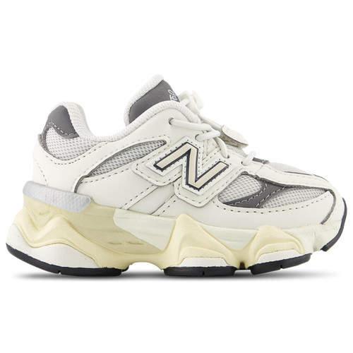 New Balance 9060 | Kids Foot Locker (US)