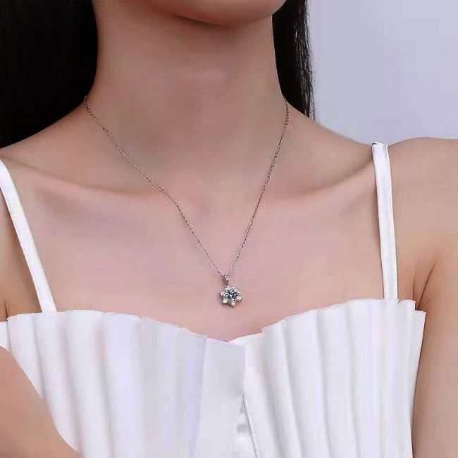 Giselle Diamond Necklace | Beverly Diamonds