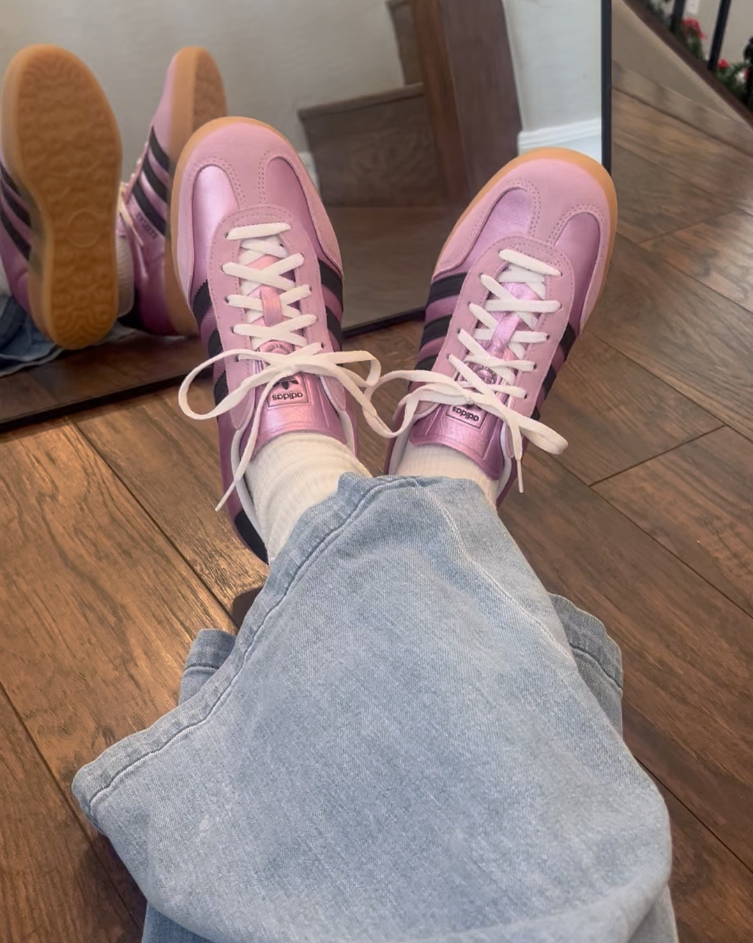 I am obsessed with these sneakers! I sized down a whole size based on reviews! 

Daily 5 fashion, sneakers, mom style, mom fashion, sports mom, fun sneakers, christmas gift

#LTKGiftGuide #LTKFindsUnder100 #LTKmomlife