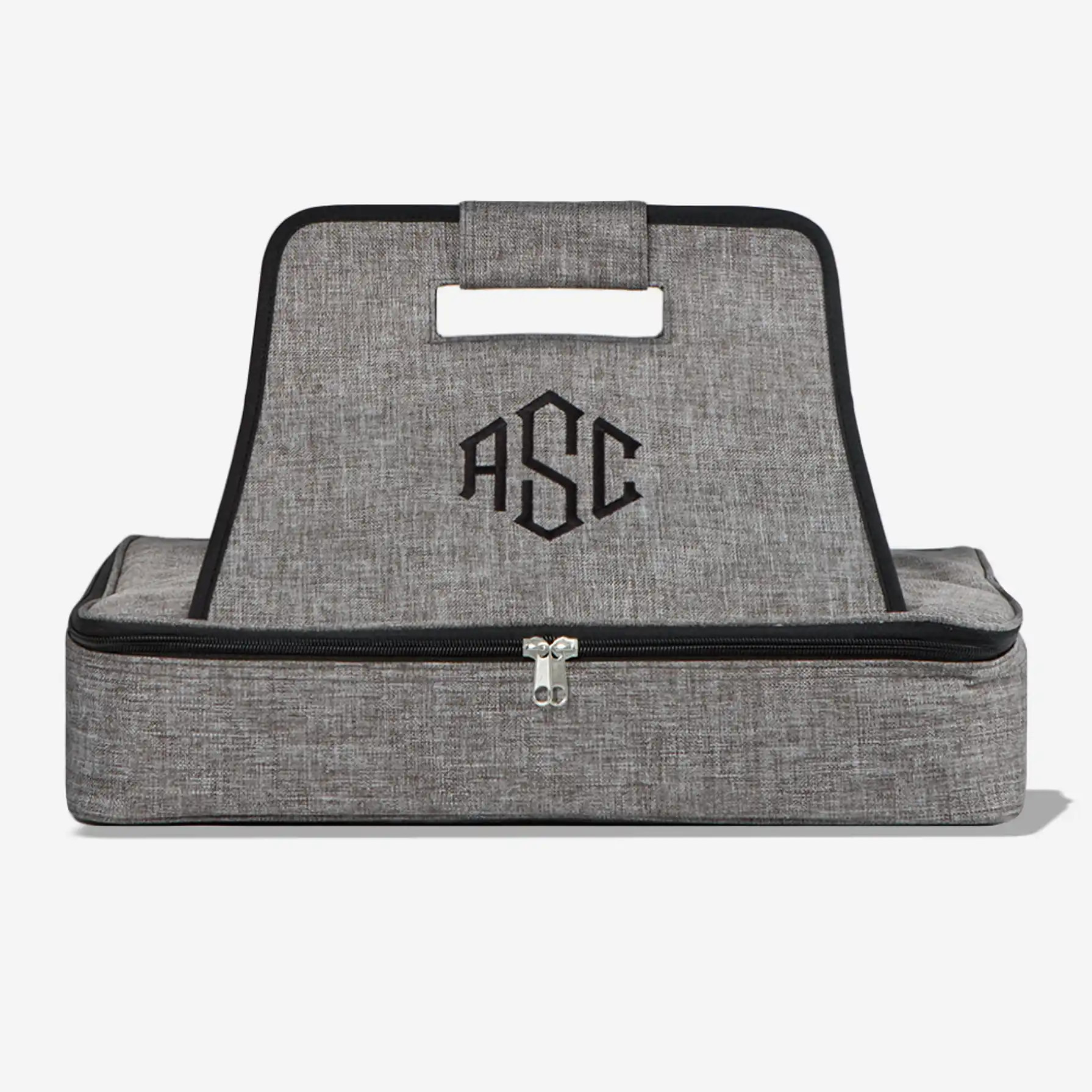 Monogrammed Casserole Carrier | Marleylilly