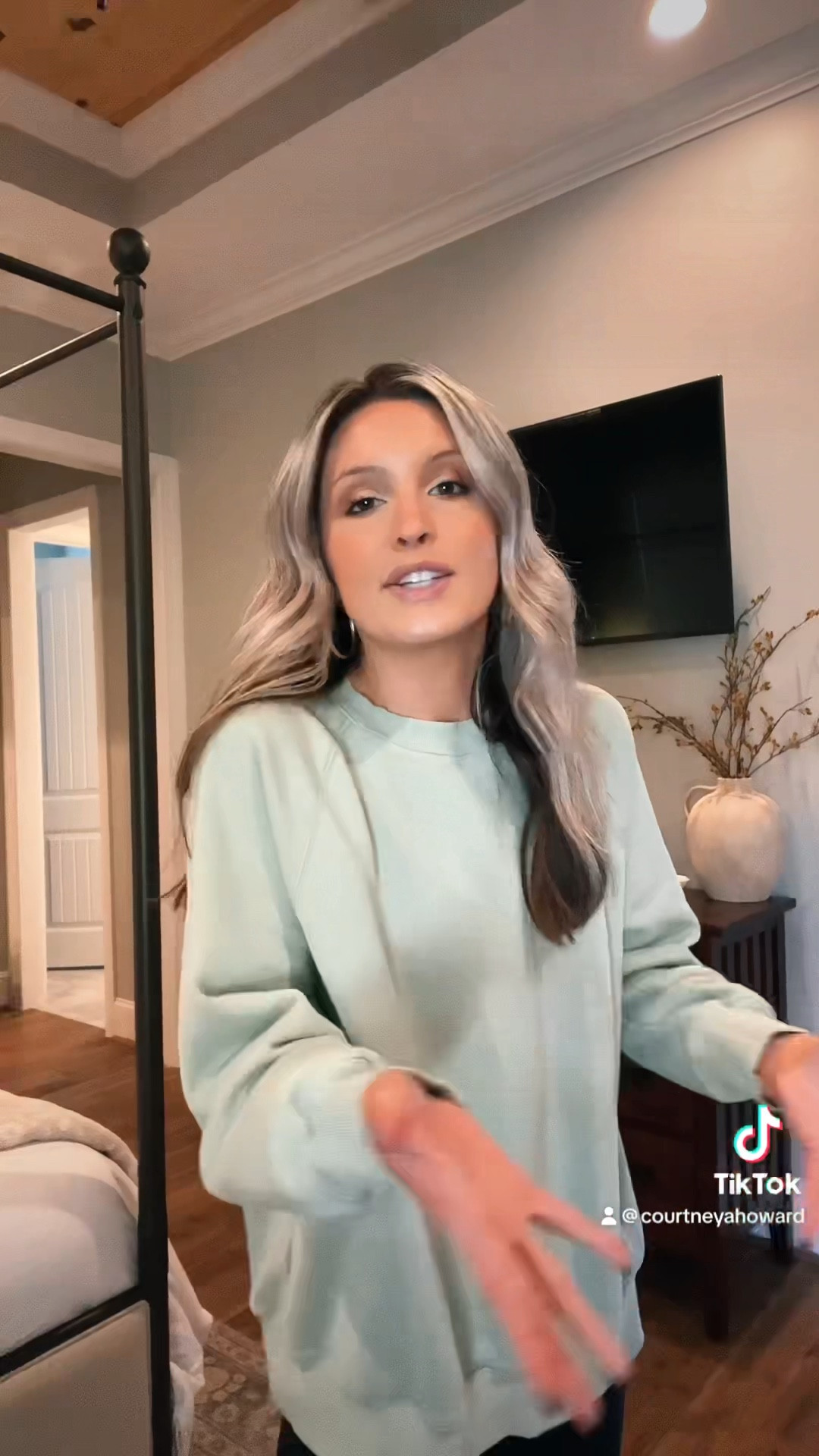 OLD NAVY HAUL. 
Smalls in the sweaters mediums in the sweatshirts. SIZE UP IF YOU WANT OVERSIZED, they do shrink a bit after drying. 