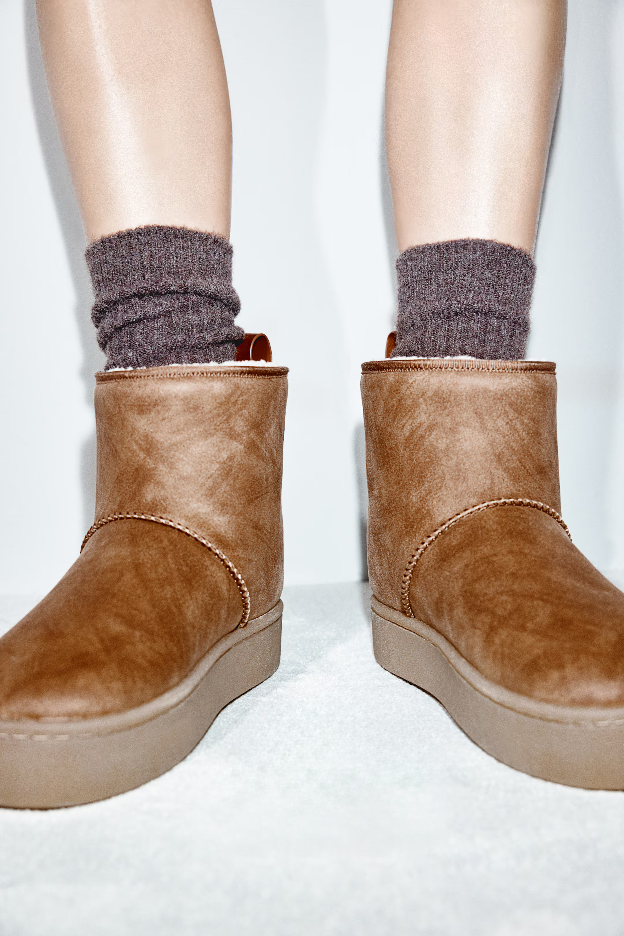 Warm-lined boots - Dark beige - Ladies | H&M GB | H&M (UK, MY, IN, SG, PH, TW, HK)