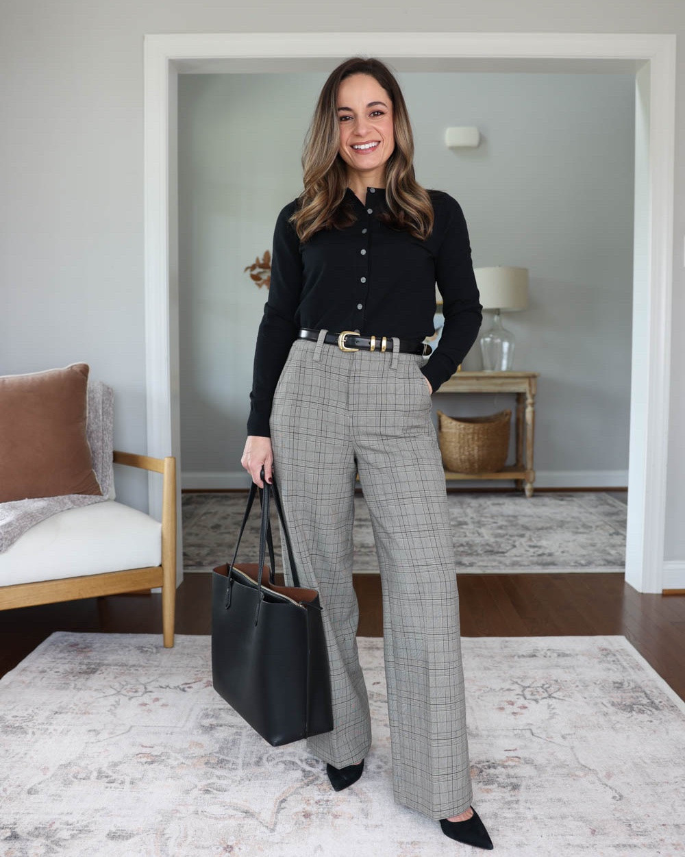 A few of my favorite black and brown button up tops for the workplace!

Outfit 1:
Black sweater (J.Crew): xs sized up
Pants (BR Factory): petite 00 / 10.5” rise / 28” inseam
Tote bag (Quince)
Black heels (Sam Edelman): tts

Outfit 2:
Pants (LOFT): petite xxs
Brown short sleeve top (Quince): xs
Similar shoes (Quince)

Outfit 3:
Brown cardigan (Abercrombie): xxs
Burgundy Pants (BR Factory): petite xxs / 10” rise / 28.5” inseam
The exact boots here are from Madewell but last year. Linking similar options.

For size comparison, I’m 4’10” 105lbs. My measurements are 32”, 24”, 36”. I typically wear petite xxs/00/24 and have a 25” ankle inseam and a 27.5-28” full length inseam.