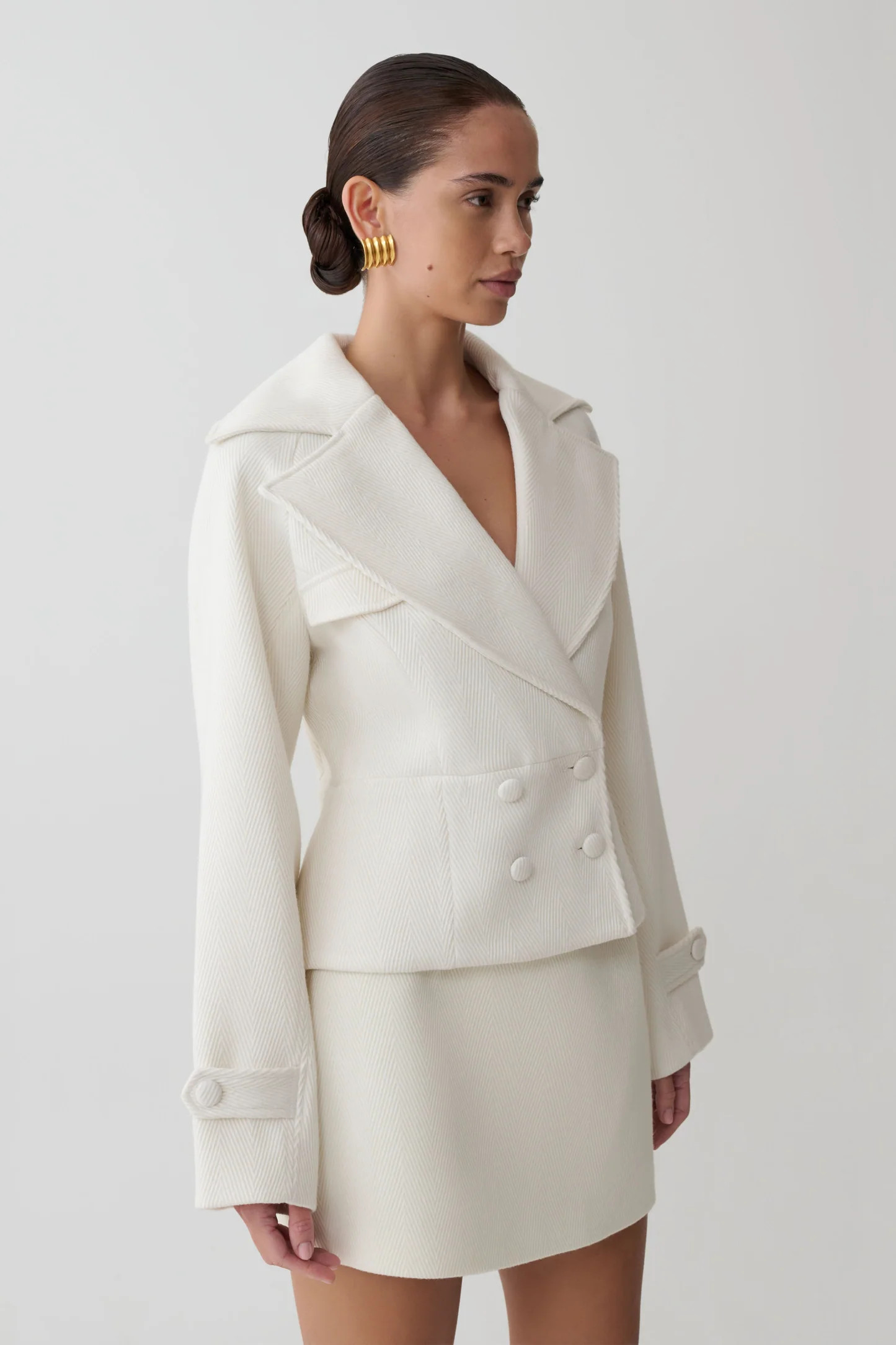 Cropped Collared Jacket - Ivory | MESHKI US