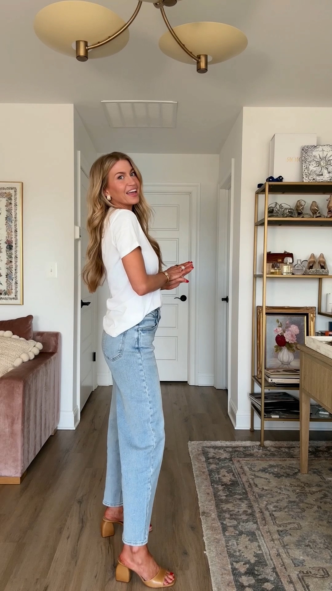 @Quince  is back with every girl looks for Spring.  I cannot get over these $50 jeans, the quality is so good. #QuincePartner

#LTKspringlooks #LTKseasonal
