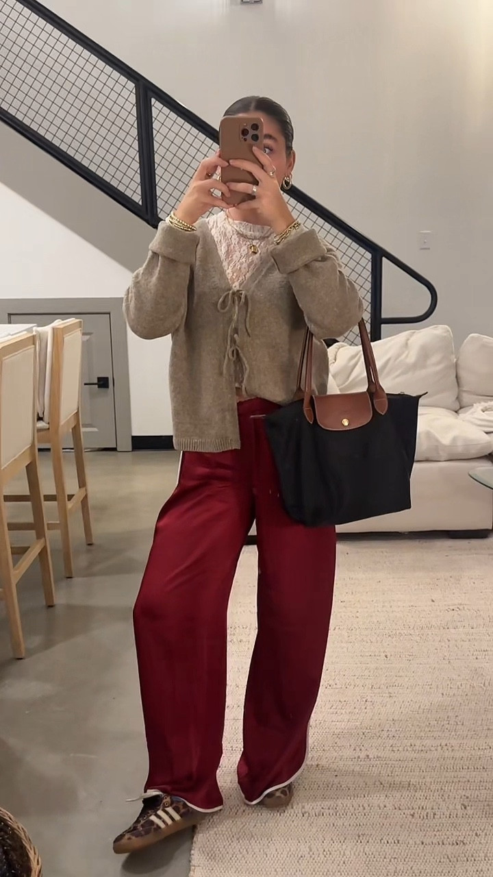 lovinggggg this cutie fit!!! sweater is size M, pants are xs! Linked some similar tops to this one that I found at ross🤎 

#LTKHoliday #LTKStyleTip #LTKSeasonal