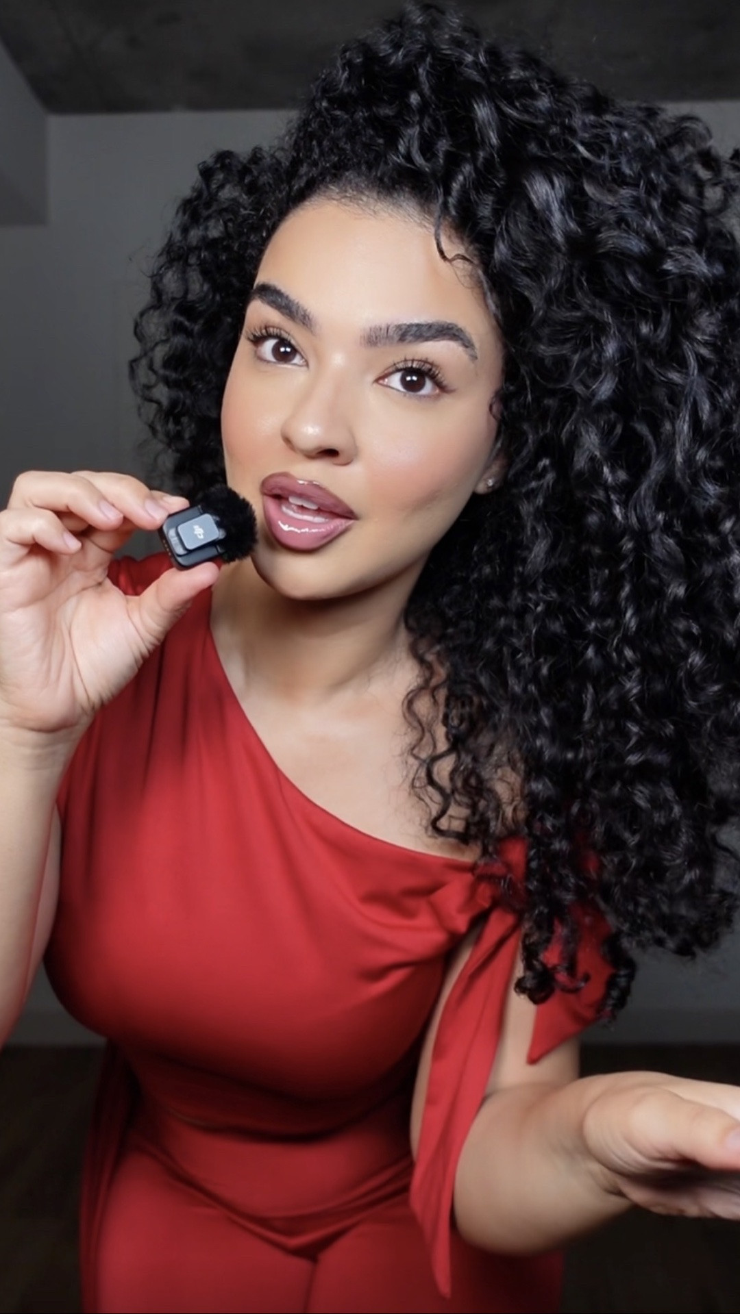 Date night makeup

#LTKgrwm #LTKvlog #LTKPetite