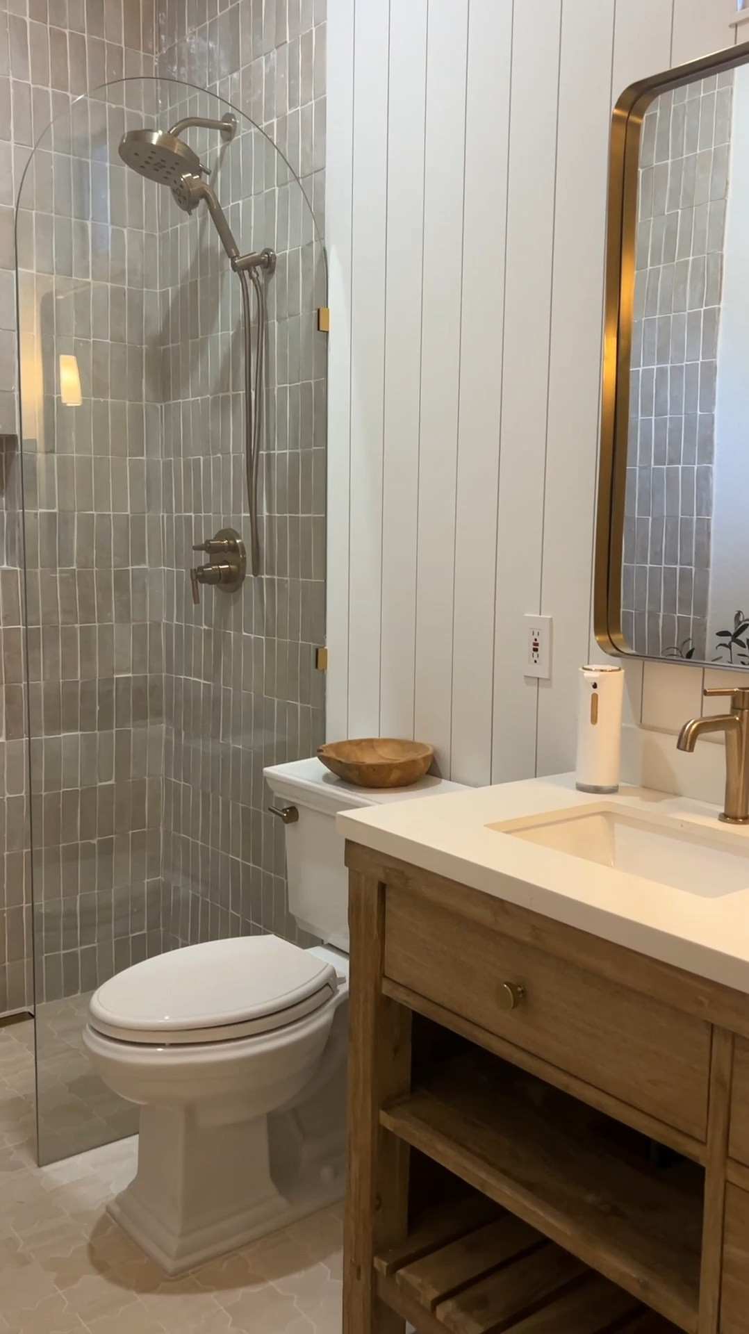 Links for everything in my bathroom 😍

#LTKHome #LTKFindsUnder50 #LTKFindsUnder100