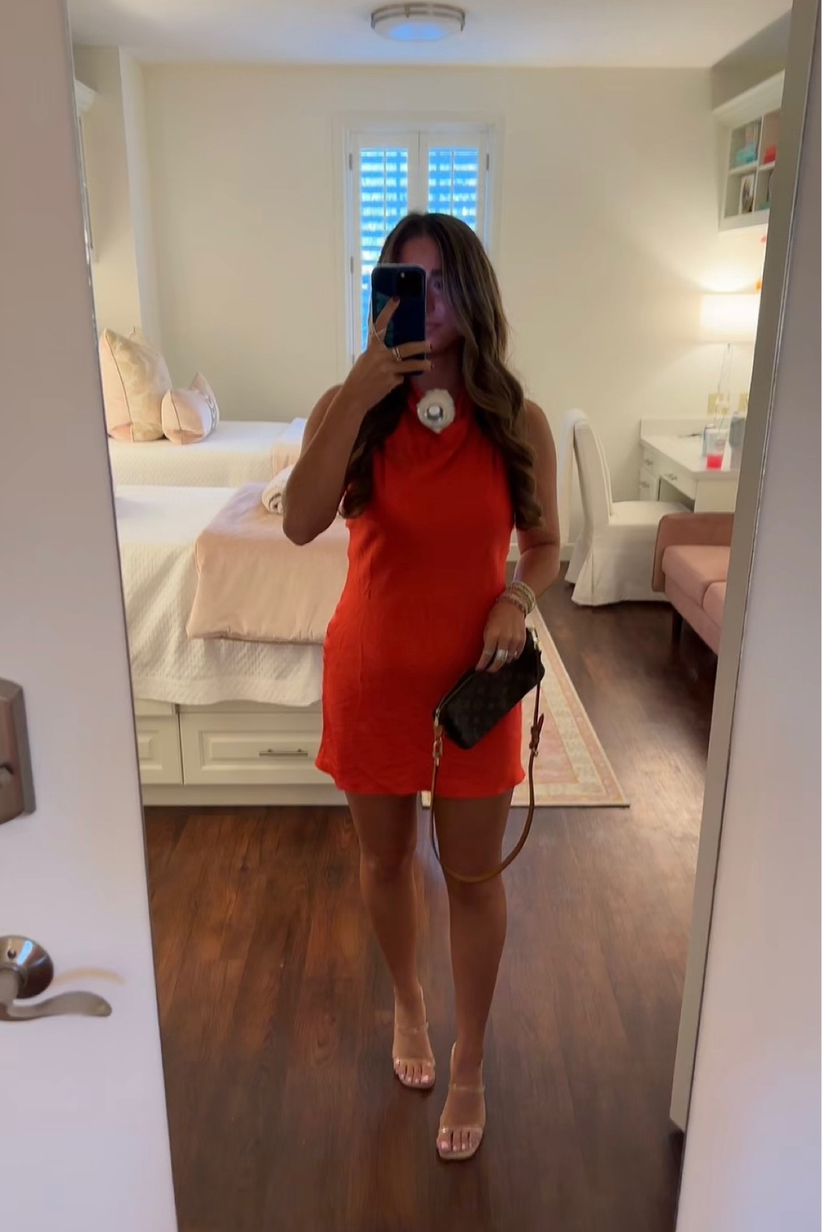 Casino Night fit 🕺🕺🕺 (could only find a link to this dress from Poshmark bc I’ve had it for like 2 years) but I found a similar one on Revolve :)) 
