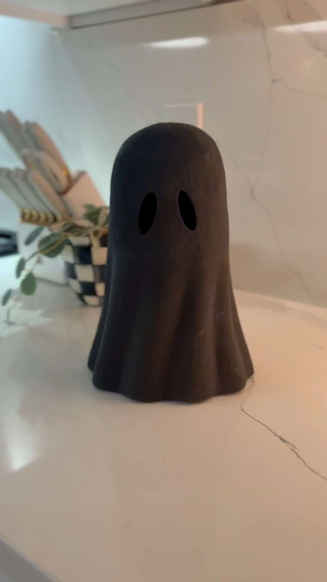 Walmart ghost! $9.99!!!

Halloween 


#LTKFallSale #LTKSeasonal