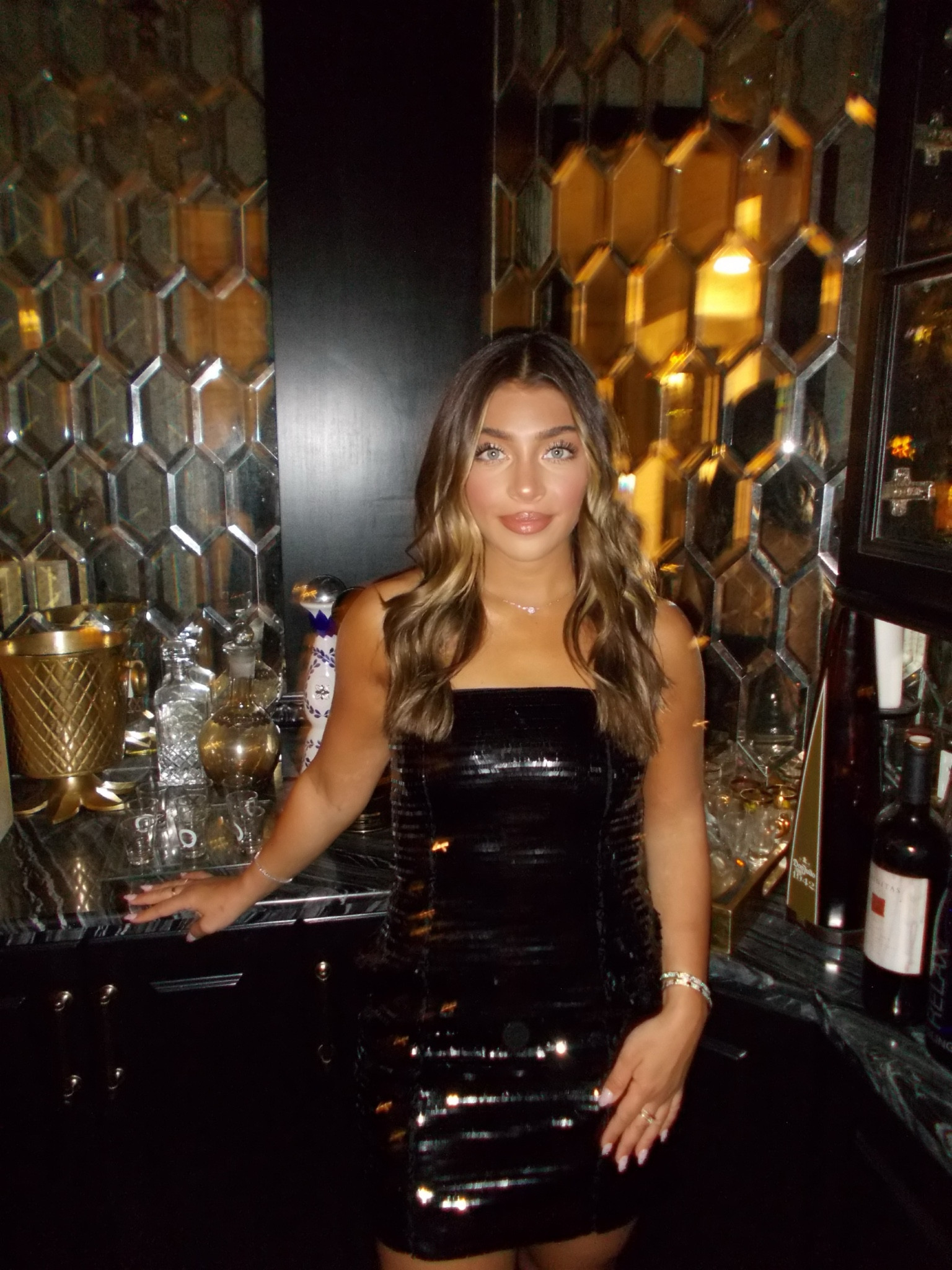 23 ✨🍸

#LTKbeauty #LTKSeasonal #LTKstyletip