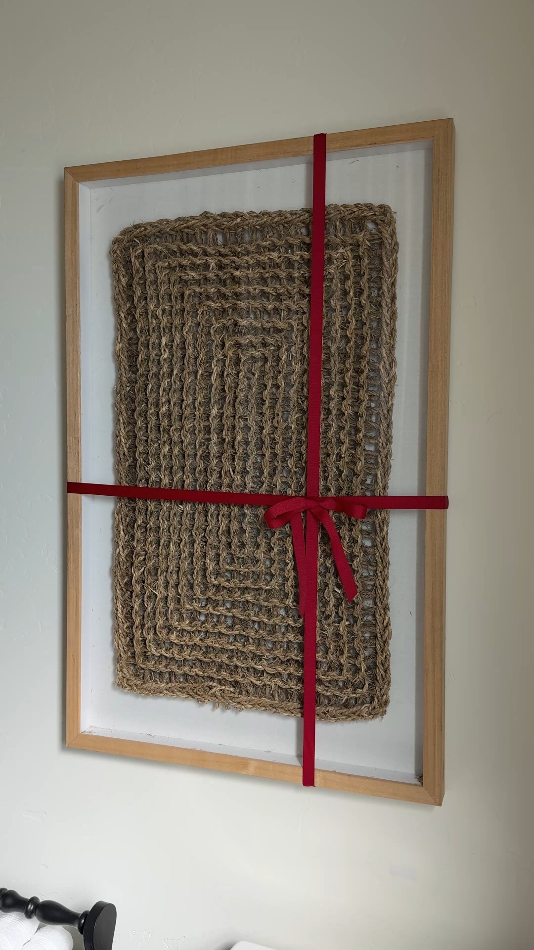 Modern Organic Wall Art with a pretty Christmas bow 🎀how

#LTKHome #LTKHoliday