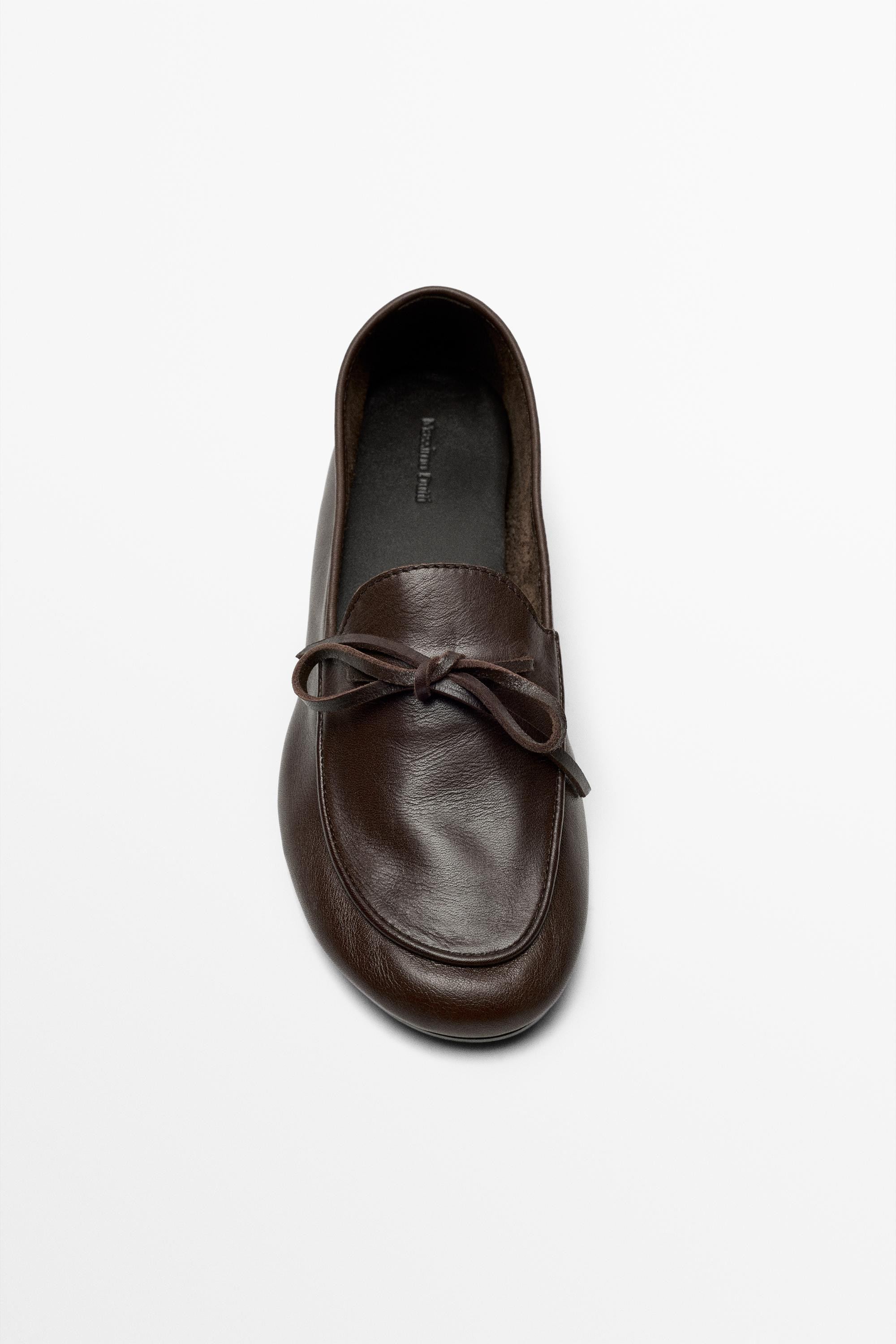 Soft leather bow loafer | Massimo Dutti US