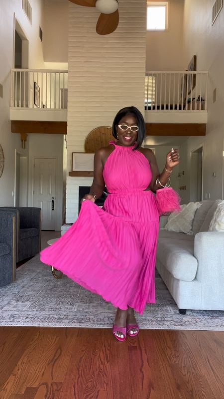 I’m a sucker for a hot pink dress!! Love this plisse maxi cutout dress from Walmart! Styled it with J.Crew pink heels, Free People feather clutch and Free People sunglasses!!

#LTKstyletip #LTKmidsize #LTKVideo
