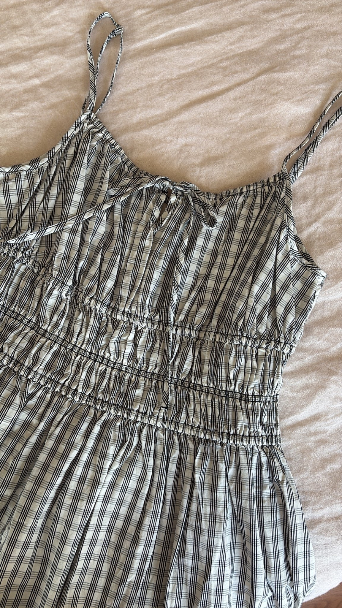 A very pretty spring dress 🌸 #momootd #momstyle #momoutfit #trending

#LTKootd #LTKgrwm #LTKmomlife