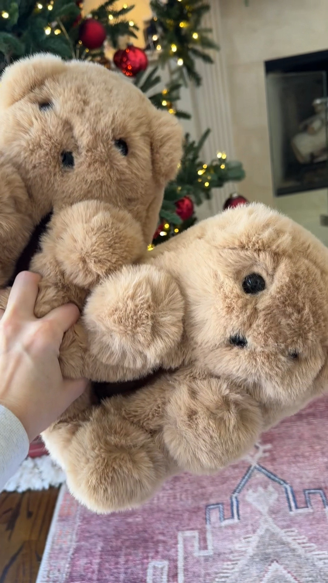 The cutest bear slippers ever 🐻 perfect gift idea! Cozy and comfy- get your true size 

#LTKHoliday #LTKGiftGuide
