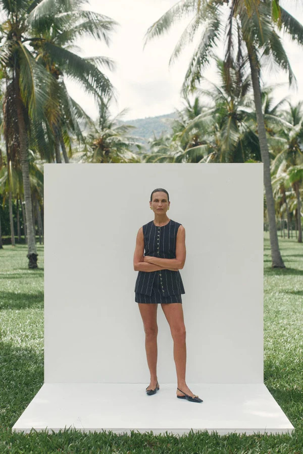 CARA BLACK PINSTRIPE SKORT | DISSH