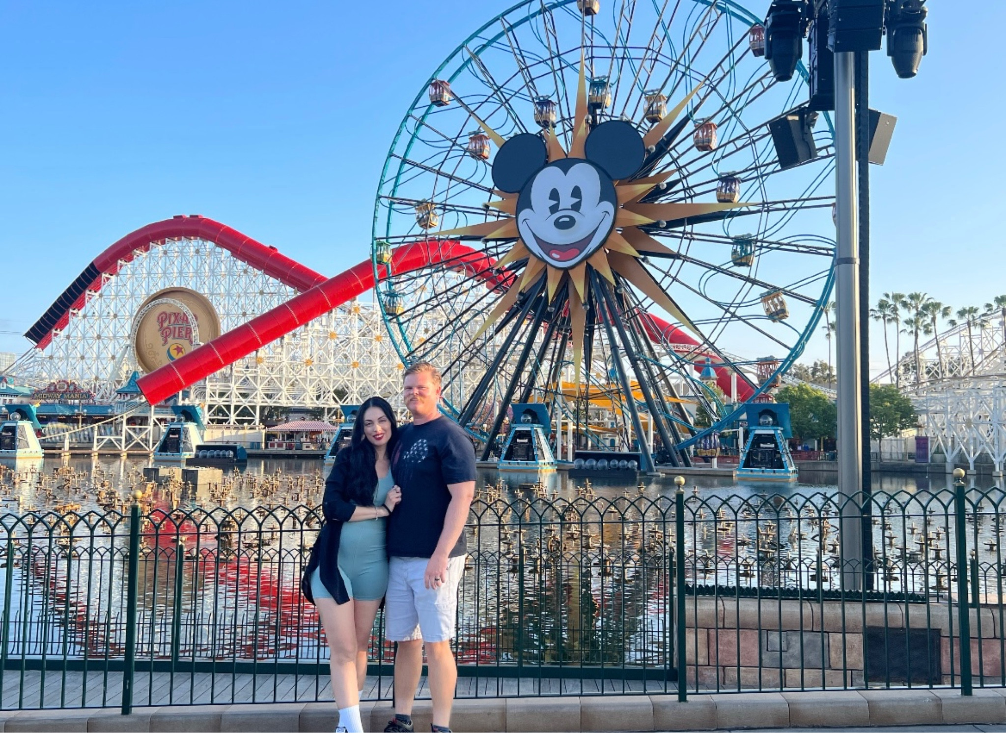🎡✨❤️🥰California Adventure 💛🤍

One piece: Medium 
Black shirt: large(oversized)

#LTKstyletip #LTKtravel #LTKfamily