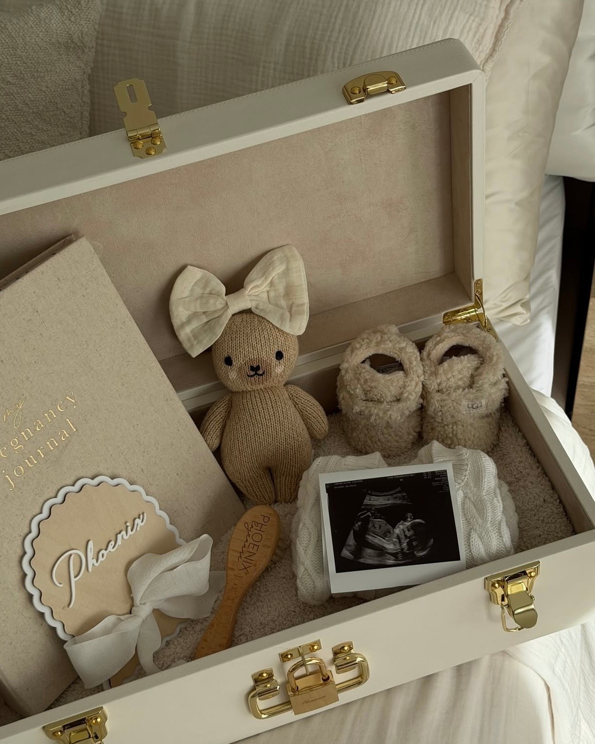 Obsessed with this heritage trunk- perfect to keep all of Phoenix’s baby items

#LTKHome #LTKBaby