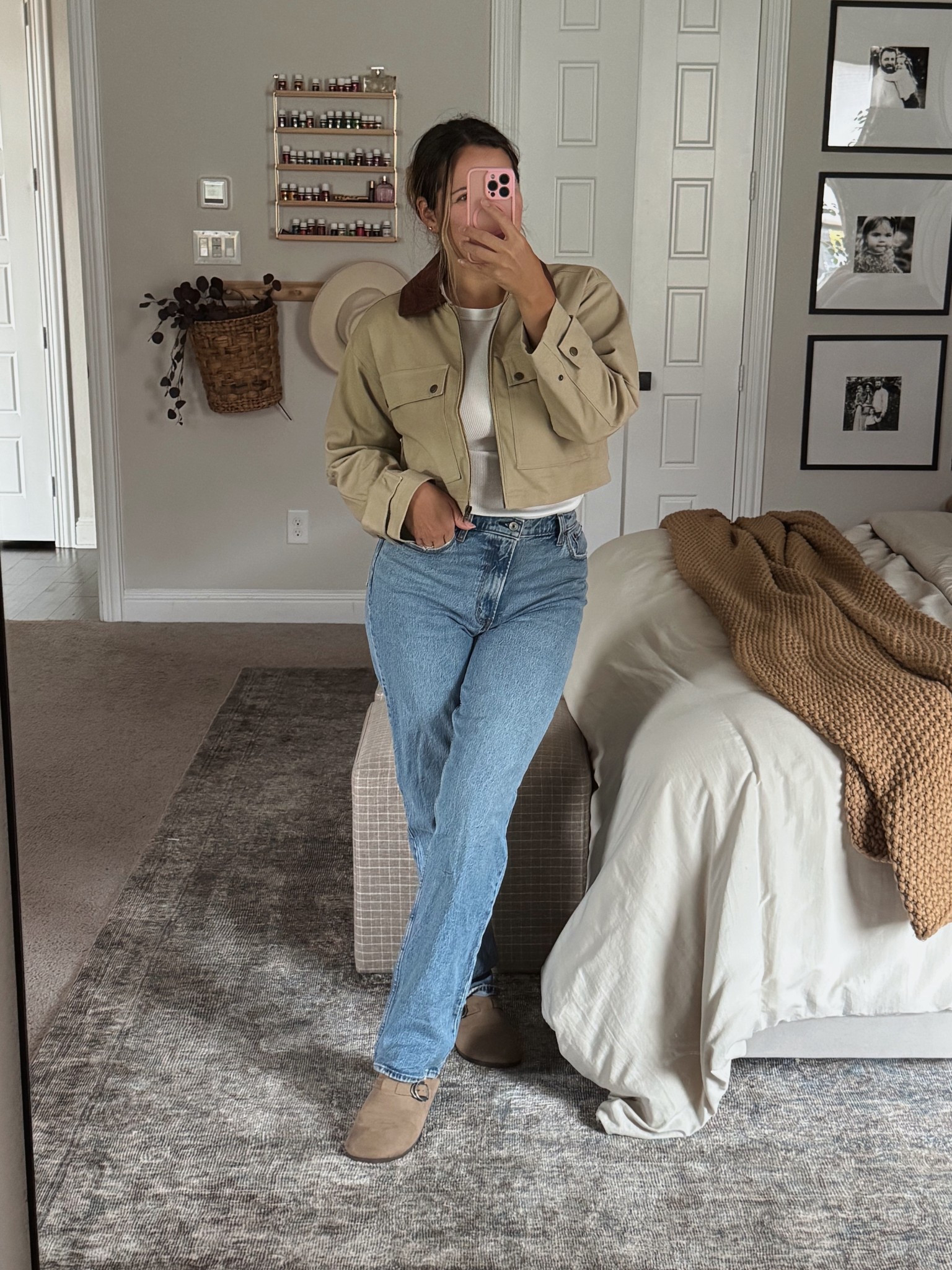 This cropped barn jacket is new at Walmart!! It’s not available online yet but I’ll link it here once it is! 

#LTKFindsUnder50 #LTKStyleTip