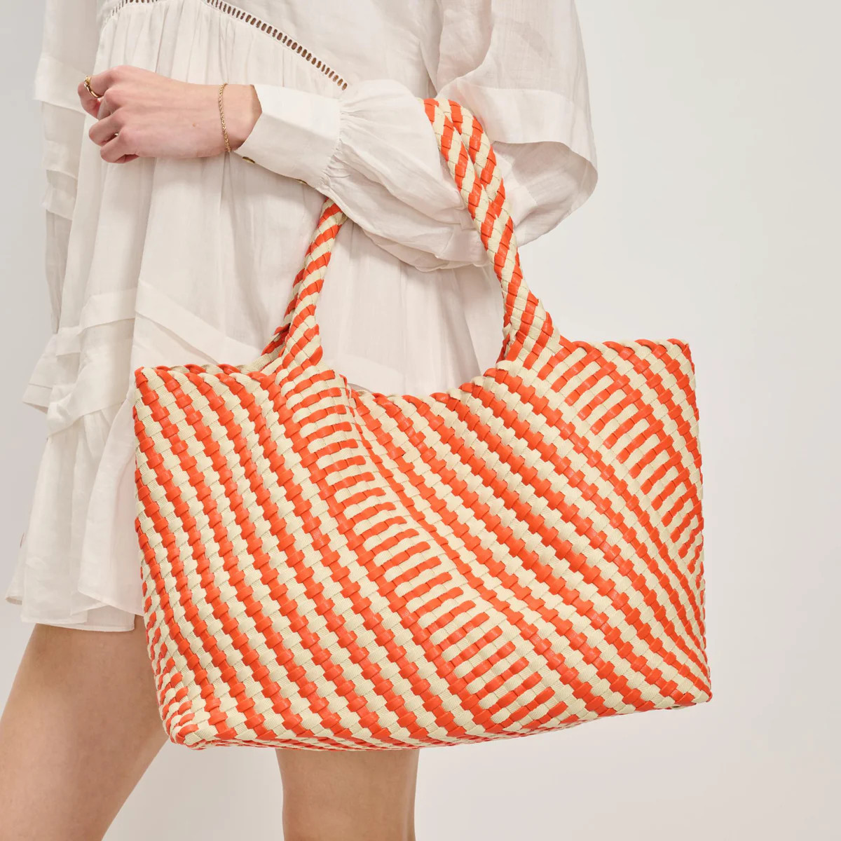 Solana - Mixed Material Tote | Moda Luxe