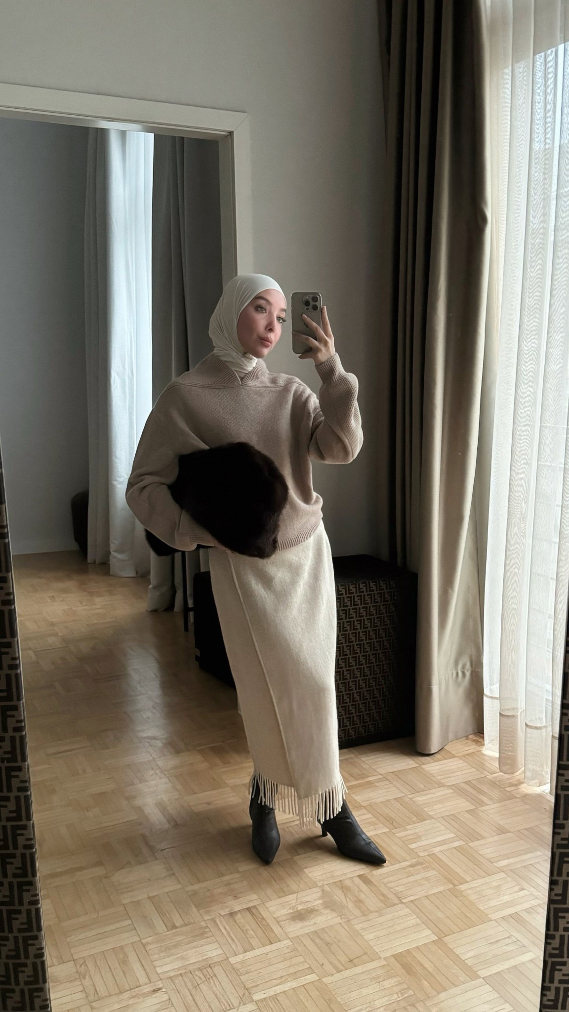 Knits & Fringe 

#LTKstyletip #LTKwinter #LTKeurope