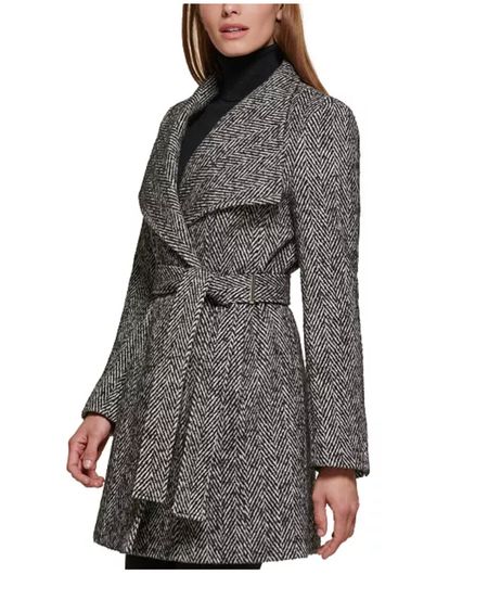 



Calvin Klein Women's Asymmetrical Belted Wrap Coat.
Cyber Monday Special $139.00
(Orig. $320.00)


#LTKstyletip #LTKCyberweek #LTKSeasonal