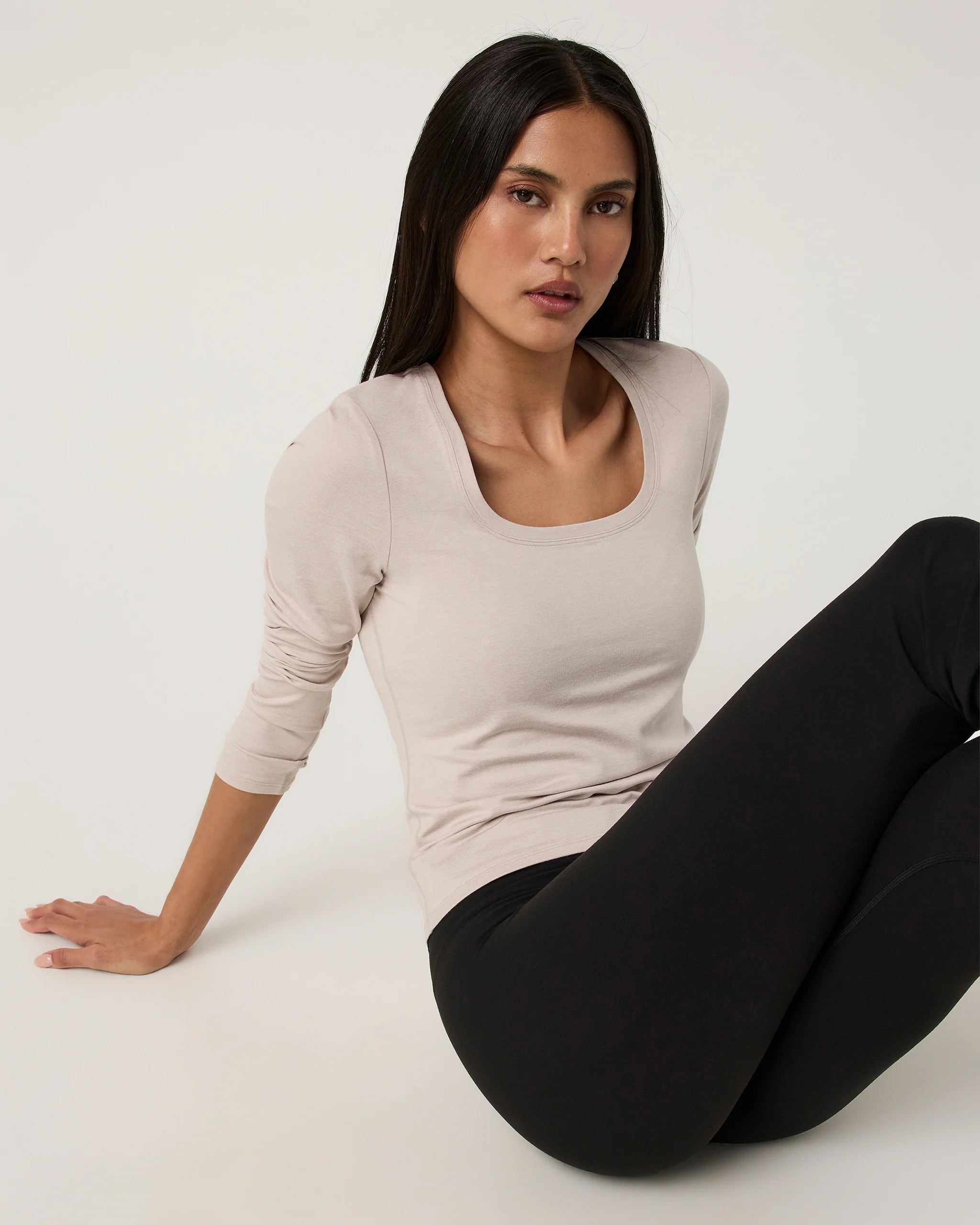 Long Sleeve Halo Essential Scoop | Vuori Clothing (US & Canada)