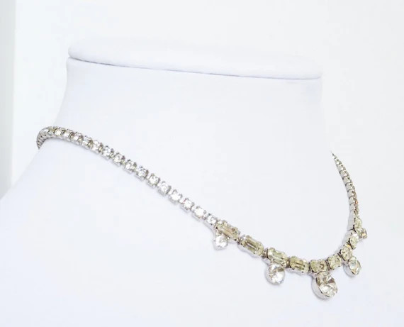 Vintage Rhinestone Necklace in Clear with Baguettes and Five Solitaire Drop Stones from the 1940s | Etsy (US)