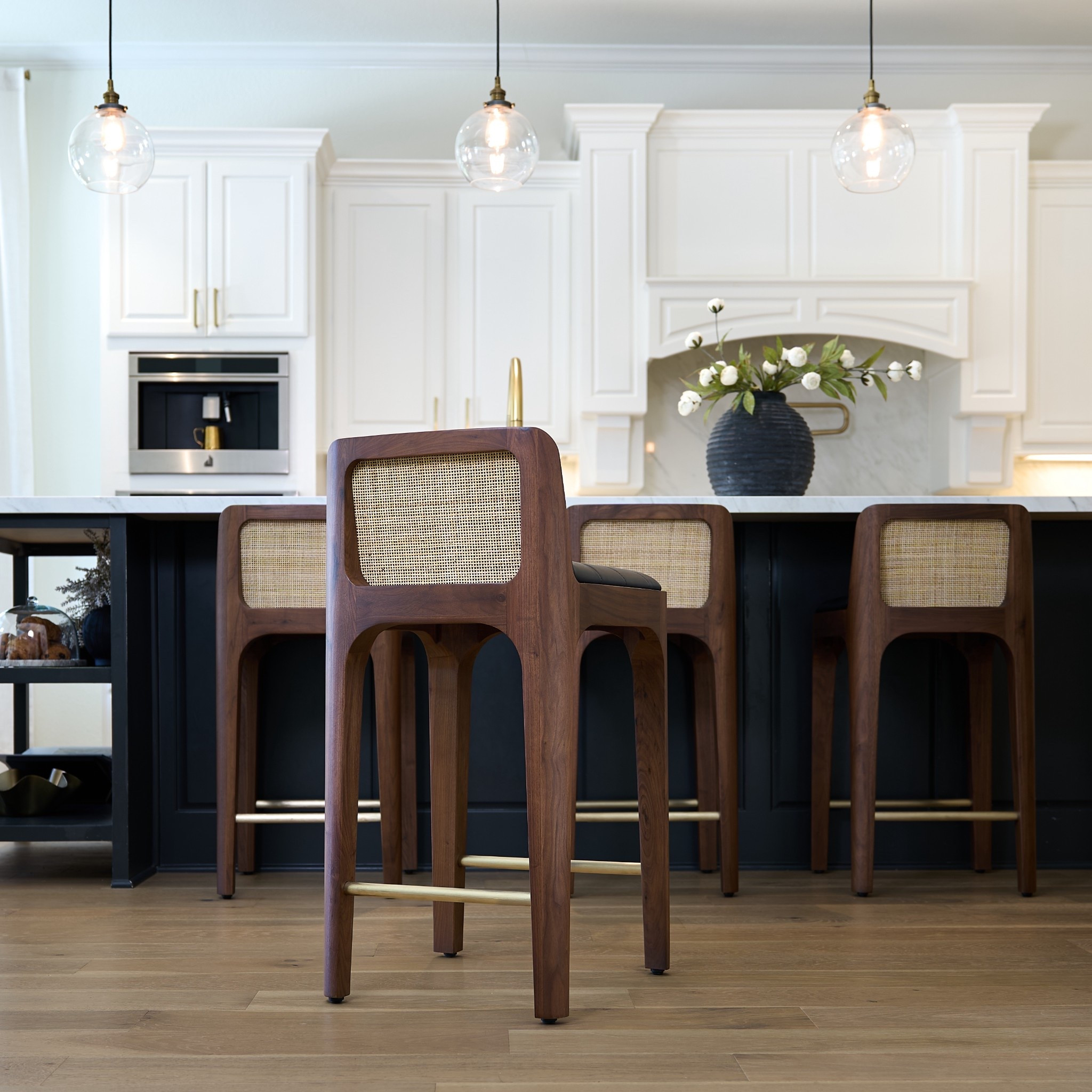 My counter stools are buy three, get one FREE✨

Perfect time to purchase counter stool or dining chair sets with the Denver Modern Founders Chiice Event!

Counter stool
Dining chair
Kitchen 

#LTKHome