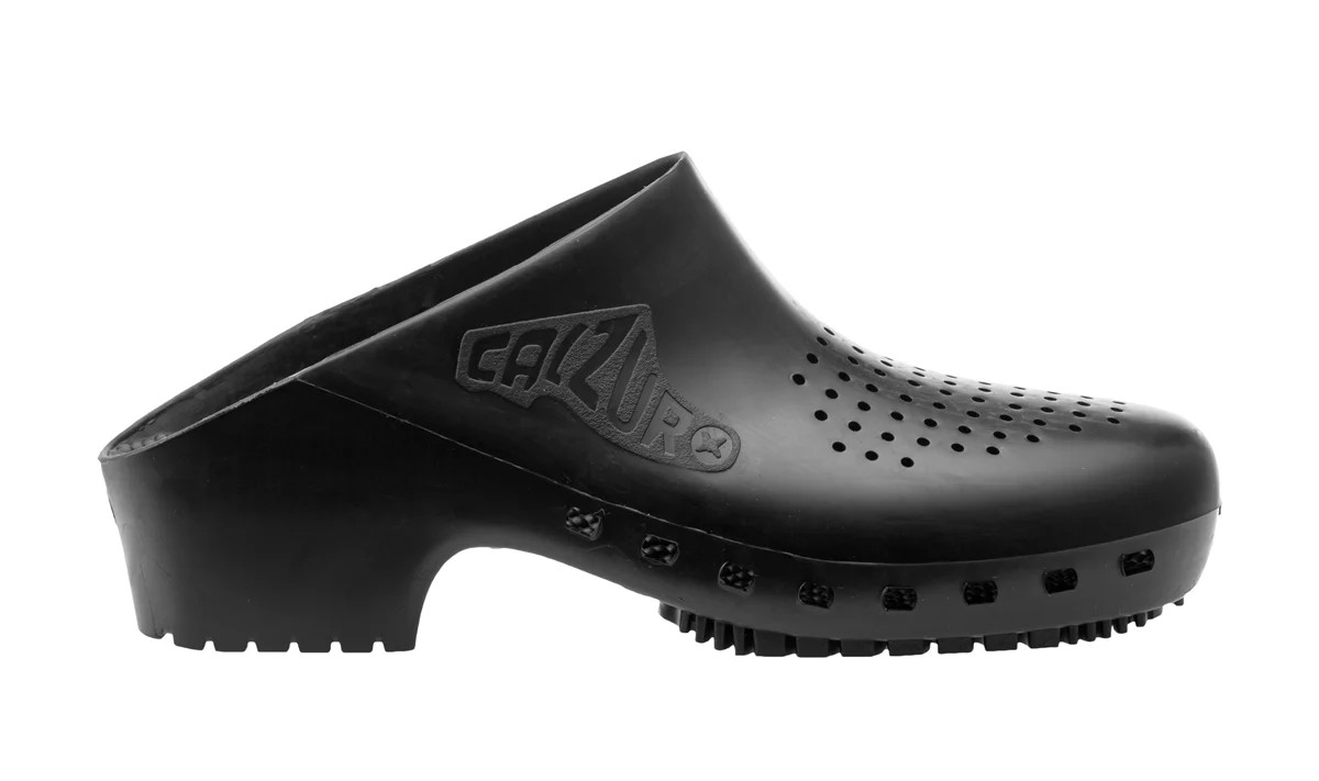 Calzuro Classic Black Clogs | Ventilated Footwear | Calzuro | Calzuro
