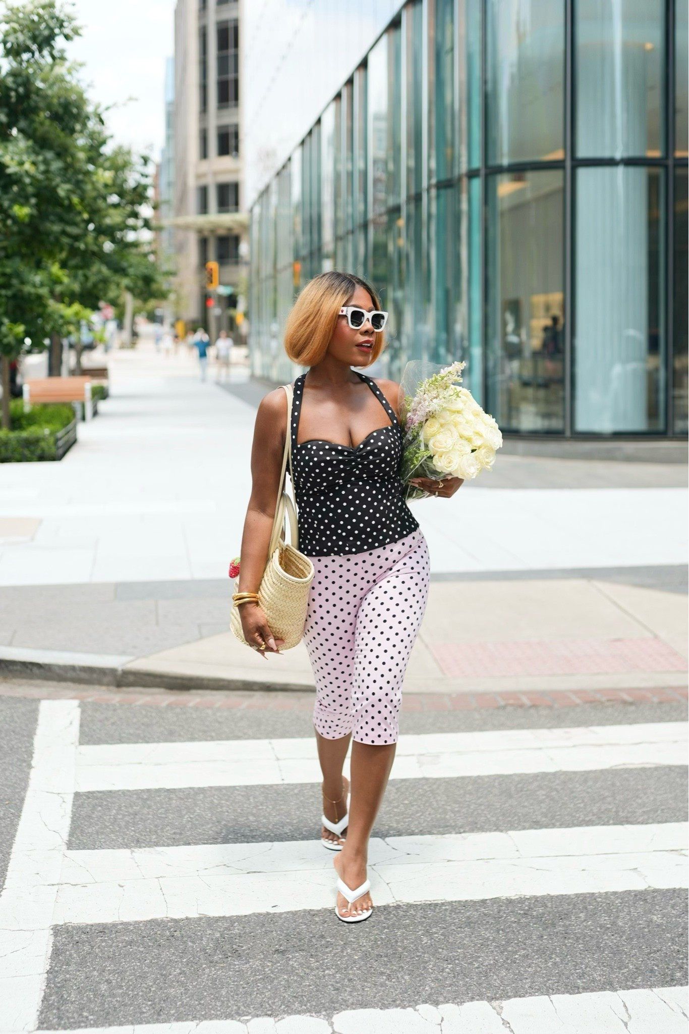 Just a girl in the city in her capri 😎 it’s going to be a very capri summer

#LTKMidsize #LTKootd #LTKdayinmylife