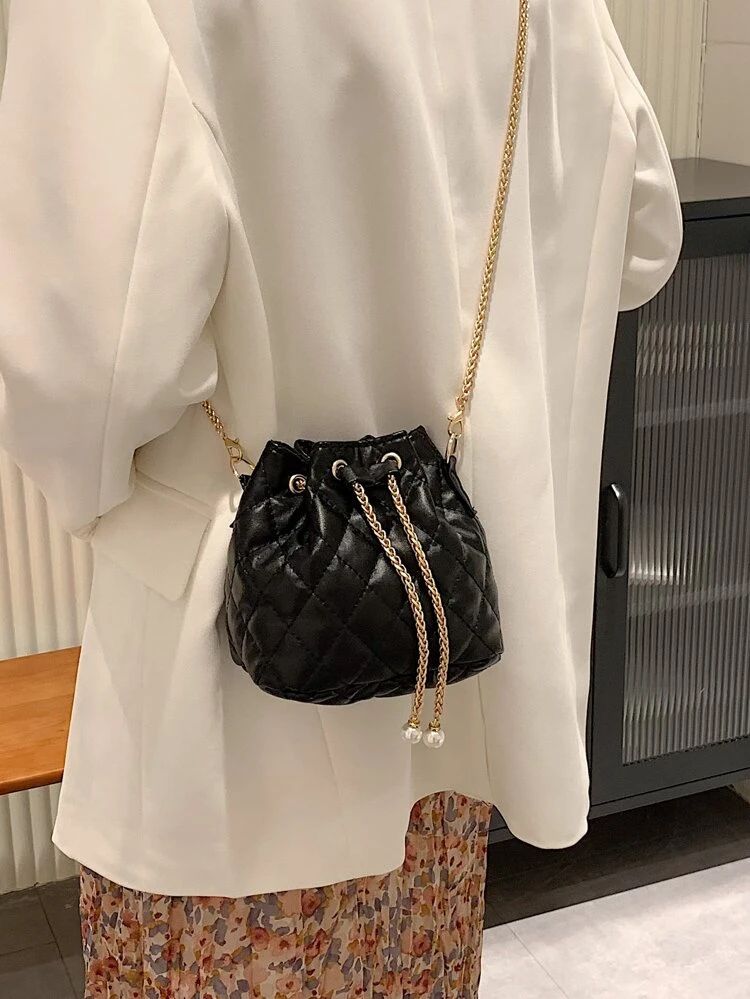Mini Minimalist Quilted Bucket Bag | SHEIN
