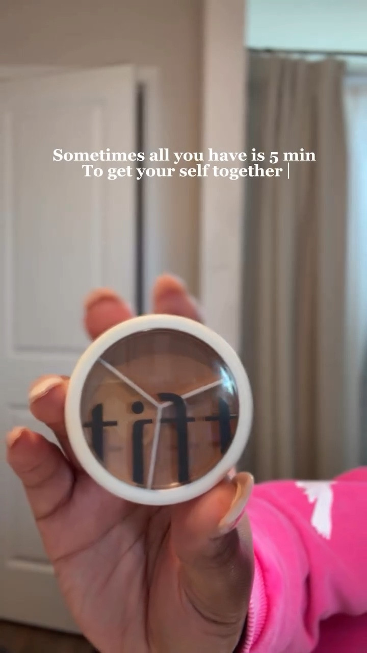 ✨ No sleep, no problem! ✨

Between work, motherhood, and life — who really has time for a full glam session? This 5-minute concealer hack is my secret to masking tired eyes and looking refreshed even on the busiest mornings. 💼💄

I’m using the @tfit.global Cover Up Pro Concealer, and let me tell you — it’s giving bright, smooth, and natural coverage that lasts all day! Perfect for those “get ready in 5” mornings when you just need to feel put together. 🌸

🎥 Watch how I cover my under-eye bags in seconds & step into my day with confidence ✨

👇 Comment “💜 READY” if you’re adding this to your morning routine!

#MakeupForBusyMoms #5MinuteMakeup #UnderEyeConcealer #NoMoreDarkCircles #WorkingMomBeauty #MakeupHack2025 #TfitConcealer #KBeautyMakeup