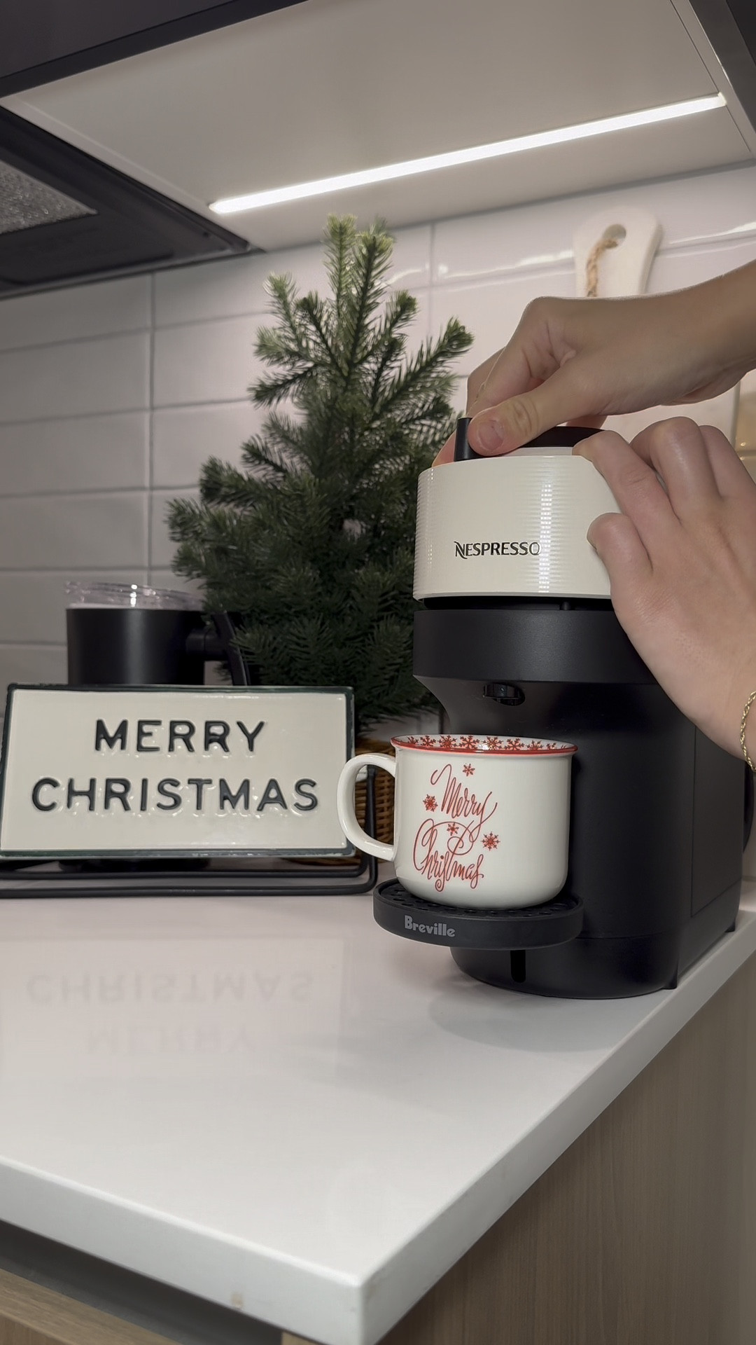 Christmas Mugs☕️🎁🎄♥️

#LTKGiftGuide #LTKHoliday #LTKSeasonal