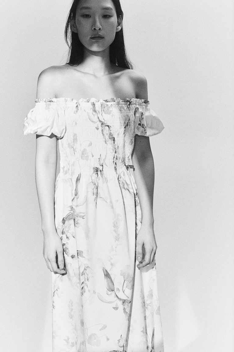 Off-the-shoulder poplin dress - Short sleeve - Midi - White/Floral - Ladies | H&M GB | H&M (UK, MY, IN, SG, PH, TW, HK)