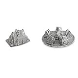 Amazon.com: Nordic Ware Gingerbread House Bundt Pan: Gingerbread House Mold: Home & Kitchen | Amazon (US)