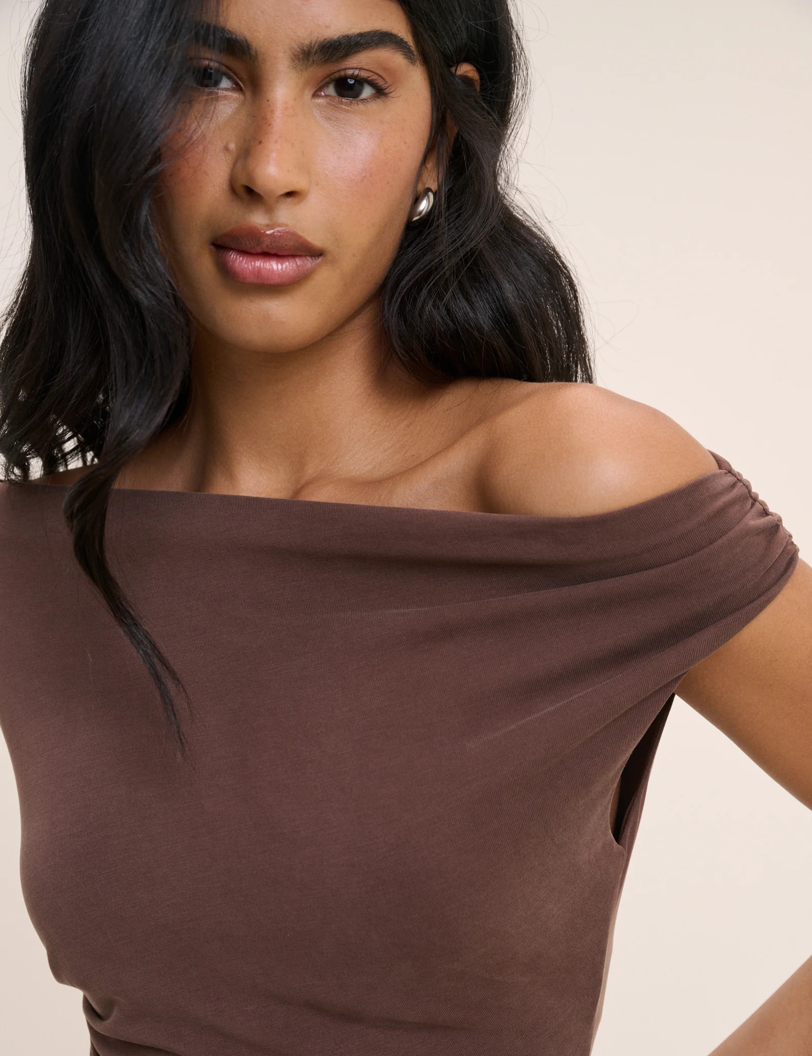 Brown Draped Off Shoulder Beth Midi Dress | Nobody's Child