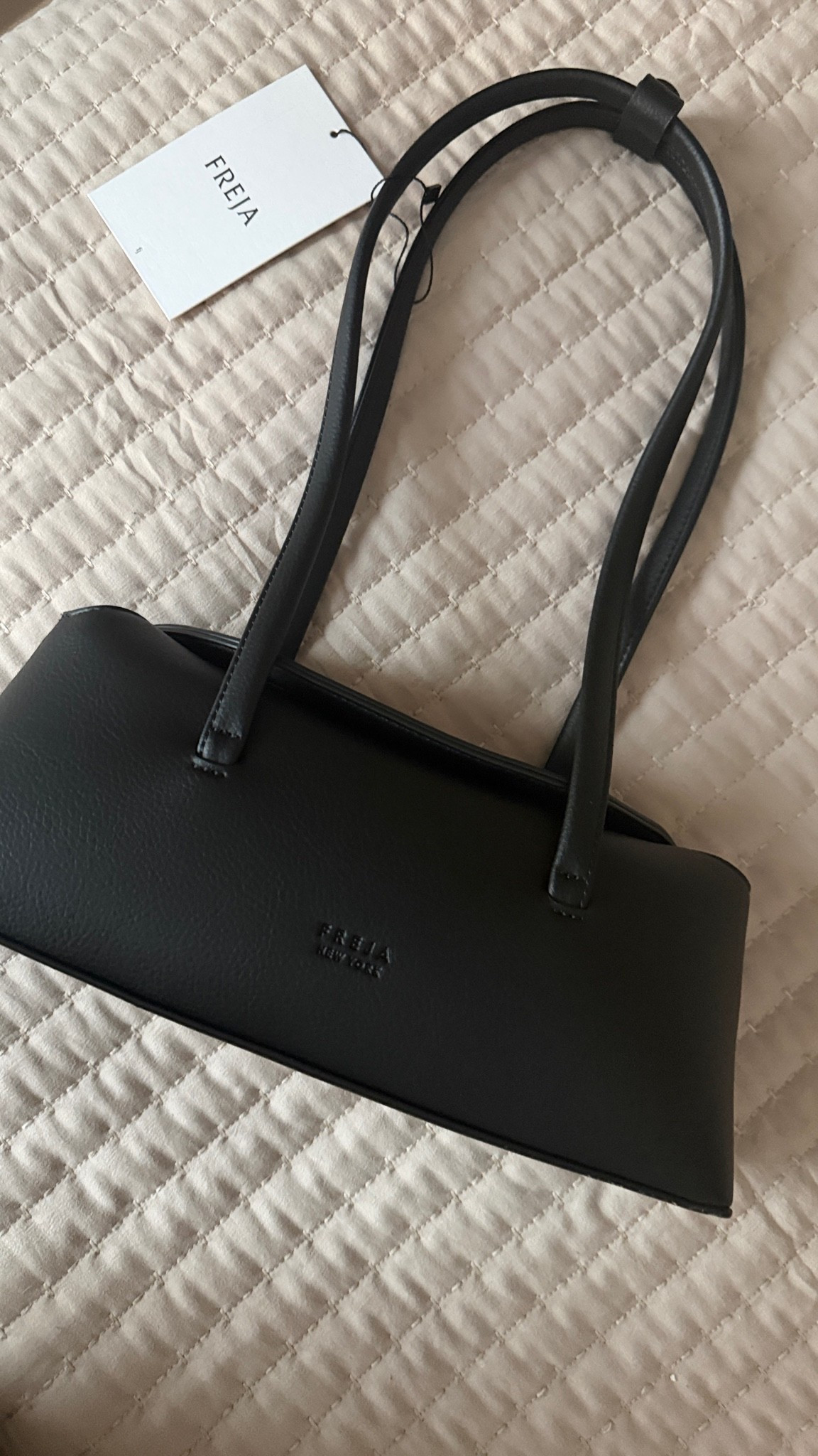 Obsessed with my new Freja bag!